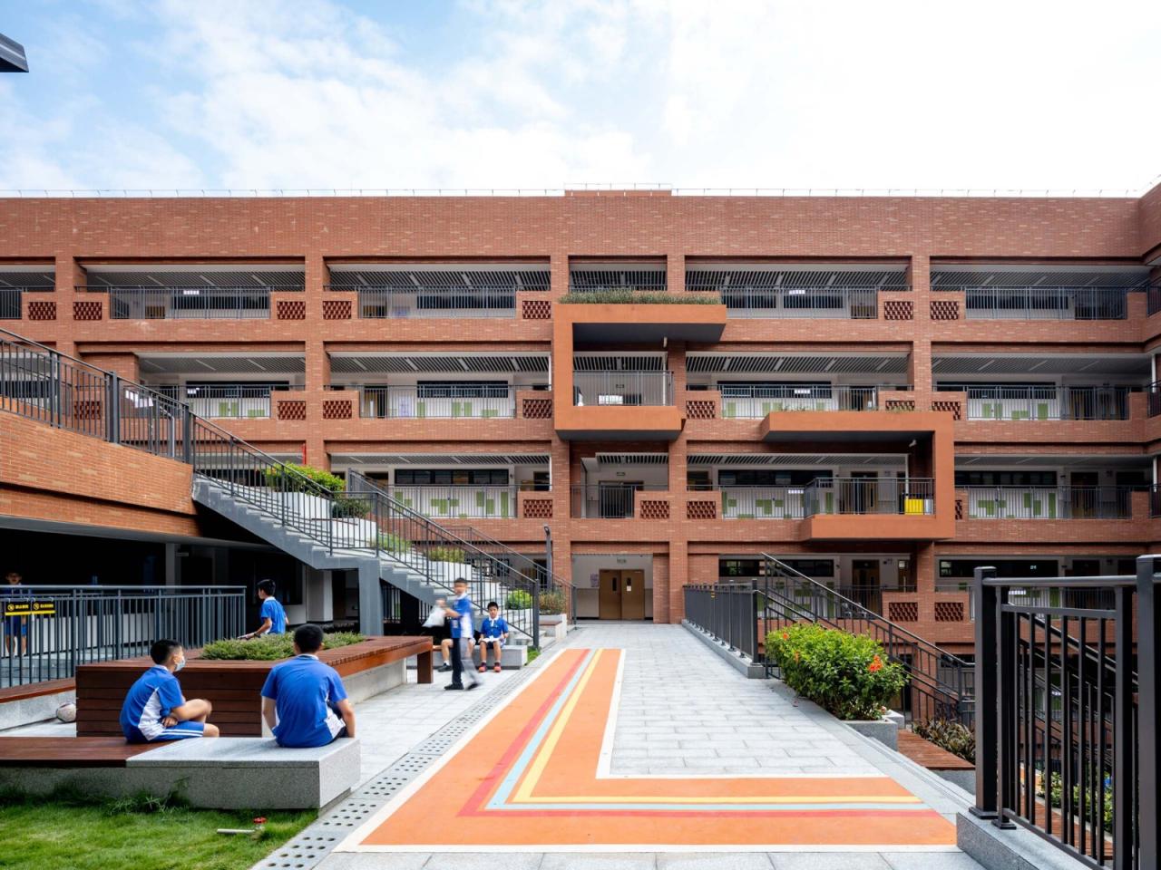 BIM建筑|深圳中学初中部 / 华艺设计