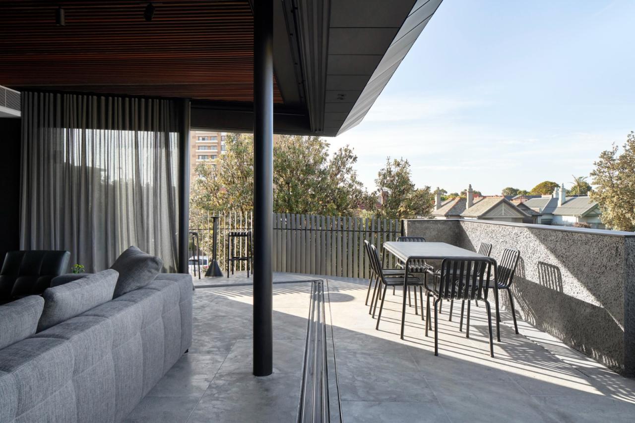 BIM建筑|戏剧化结构，哈洛德住宅 / Coy Yiontis Architects