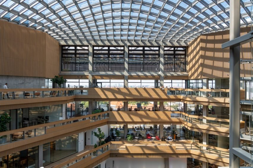 BIM建筑|福斯特设计费林制药总部大楼