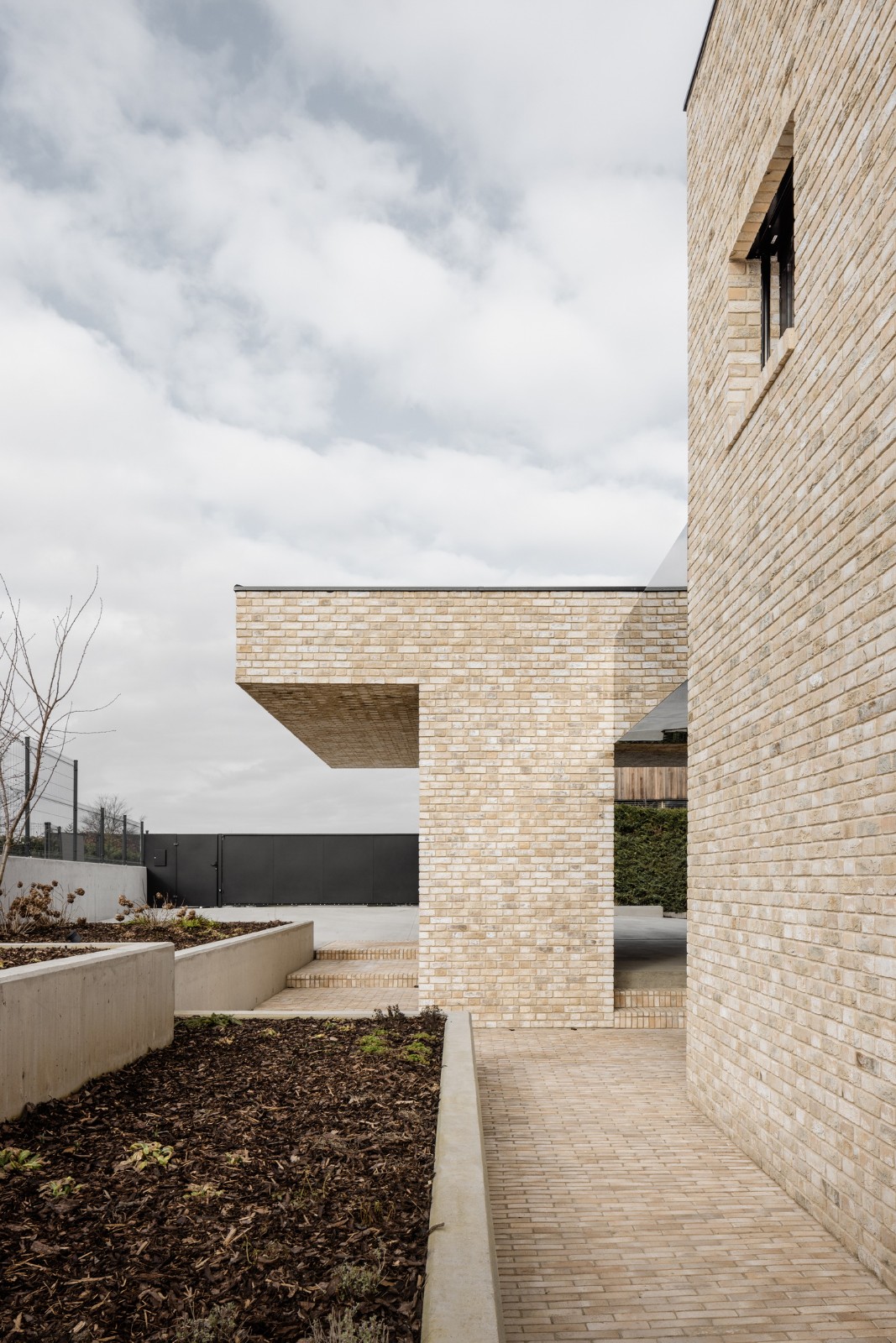 BIM建筑|独立住宅：砖房 ZáhorskéSady / ARCHITEKTI mikulaj & mikulajova