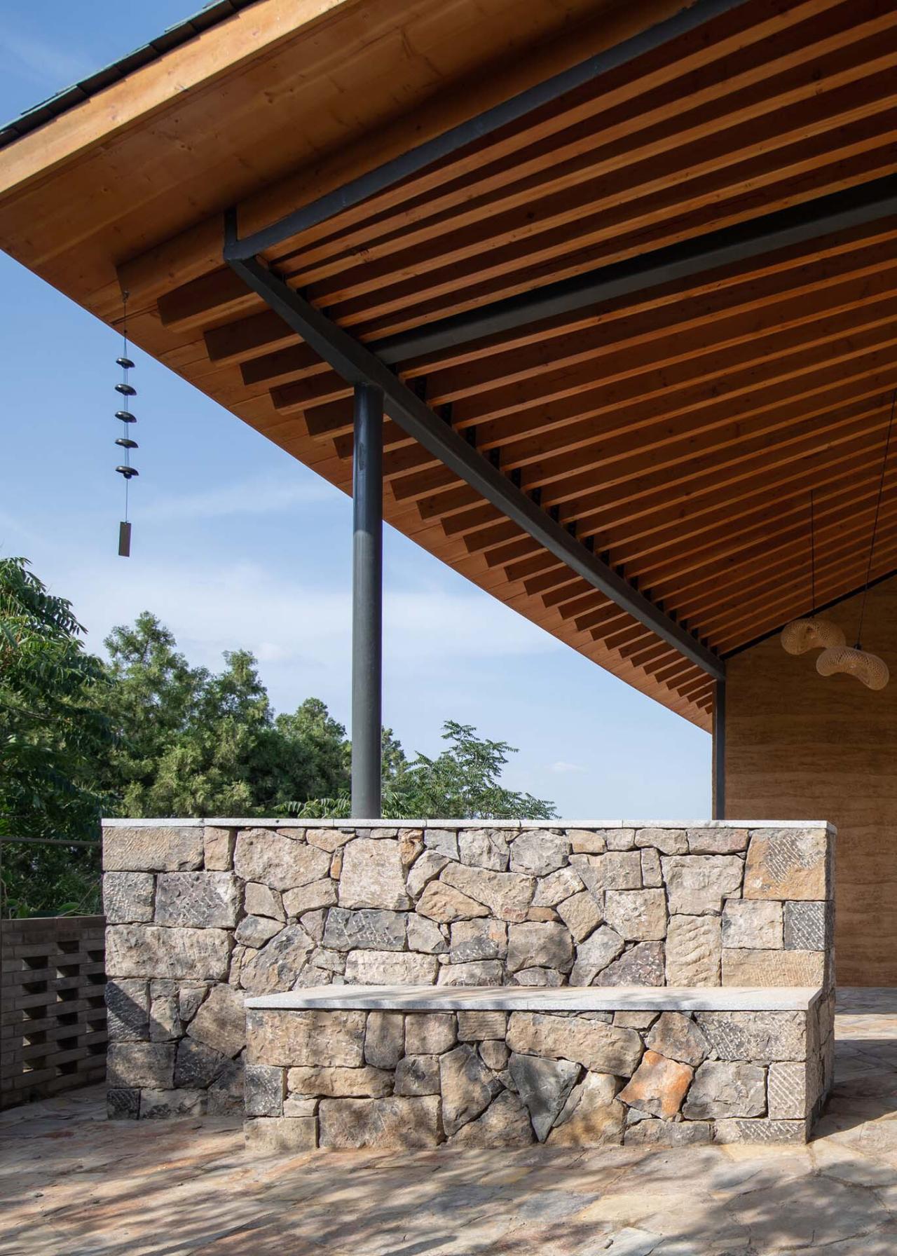 BIM建筑|咕咕来仪，大伾山悬崖驿站 / 繁星建筑工作室