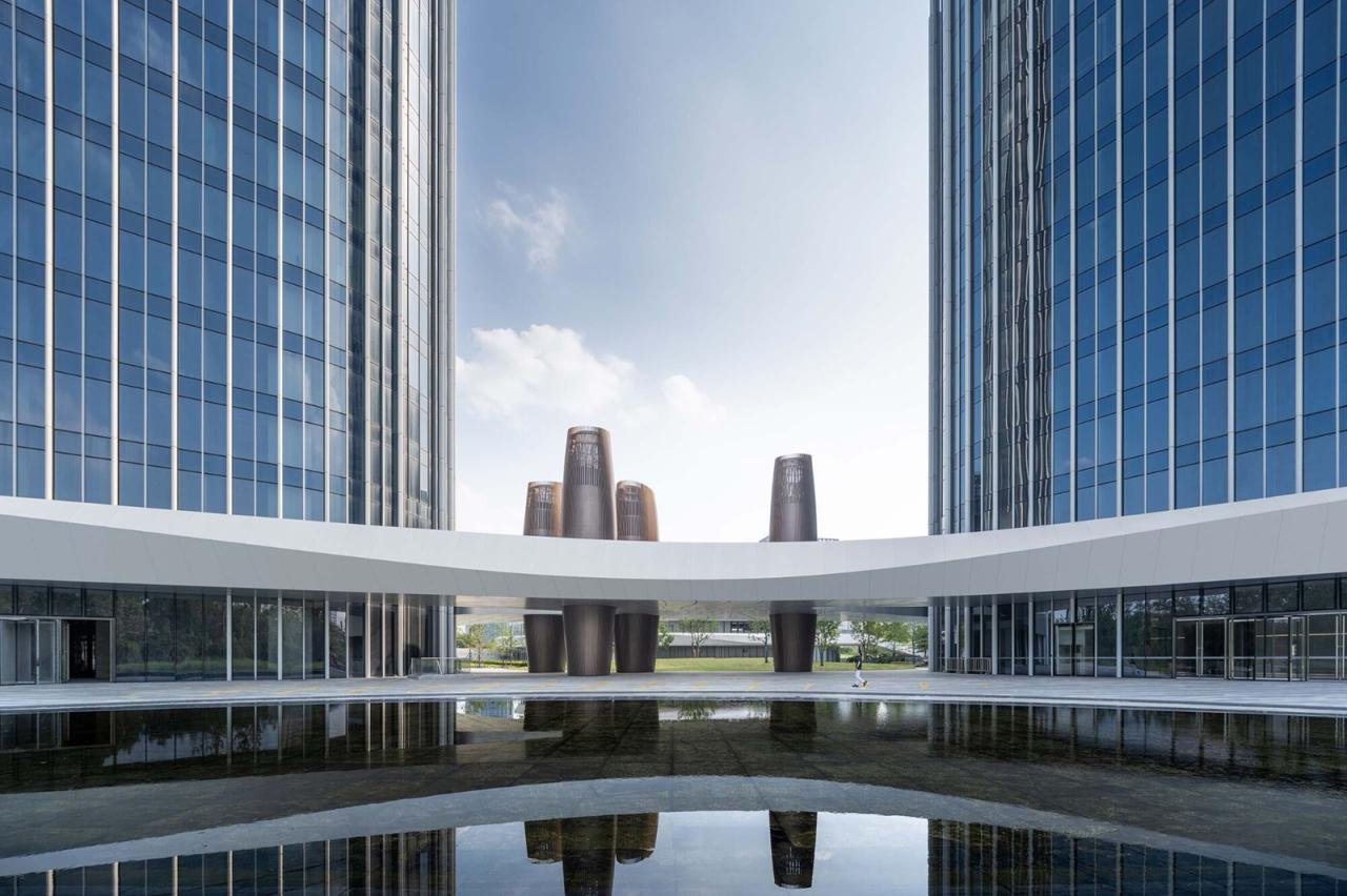 BIM建筑|钱江潮涌：杭州世茂智慧之门超高层城市综合体 / 姜平工作室