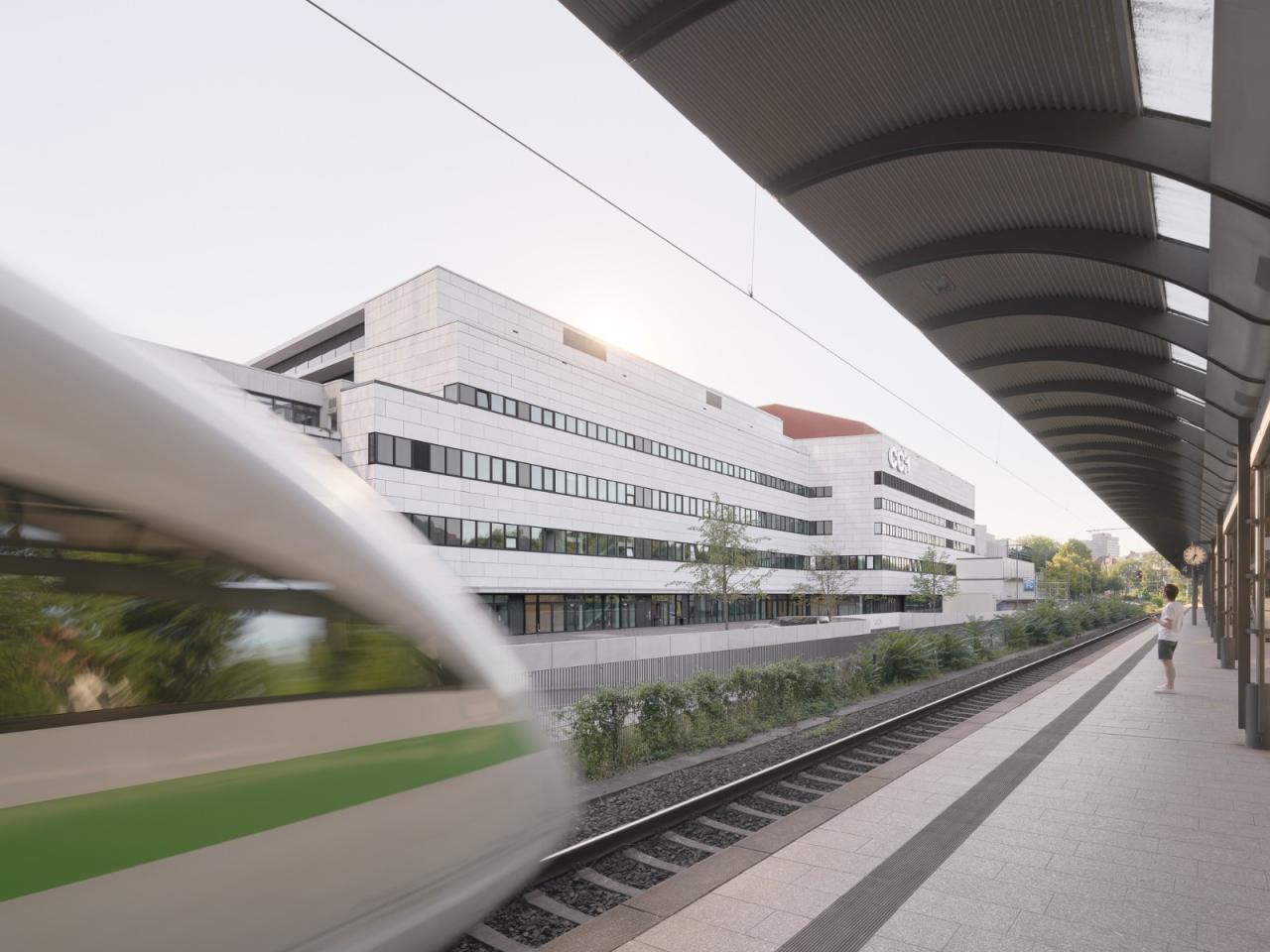 BIM建筑|德国汉堡会议中心改造 / Hupe Flatau Partner