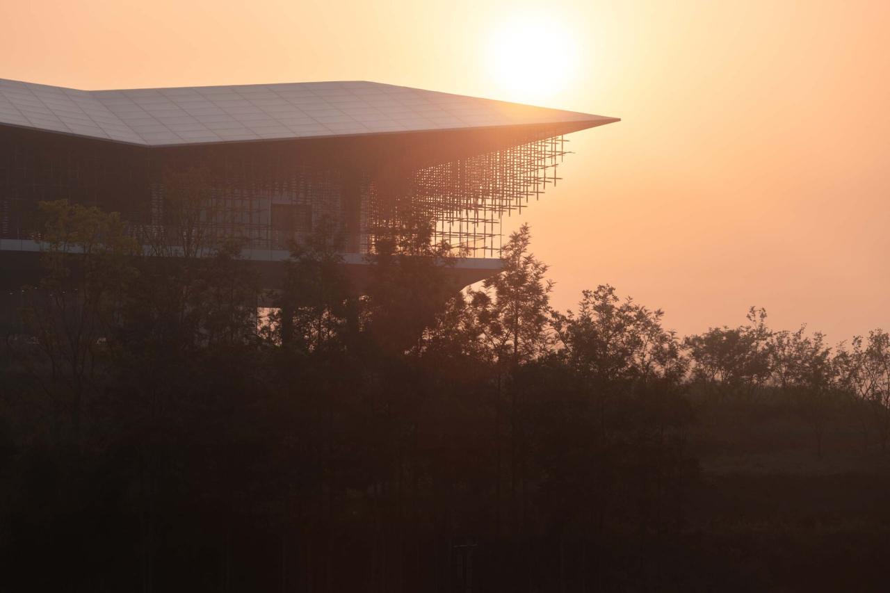 BIM建筑|天府文创城规划展示厅 / 安棣建筑设计