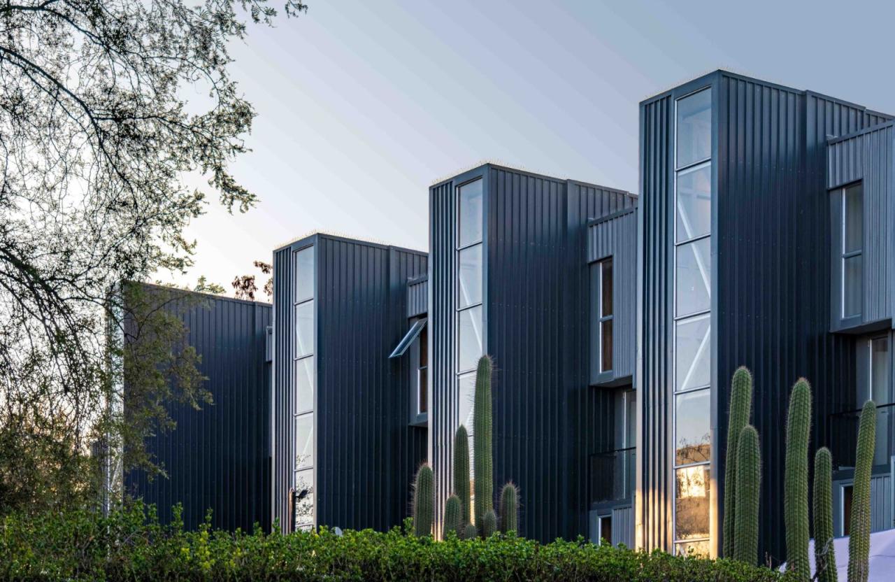 BIM建筑|集装箱宿舍 / Ian Hsü + Gabriel Rudolphy