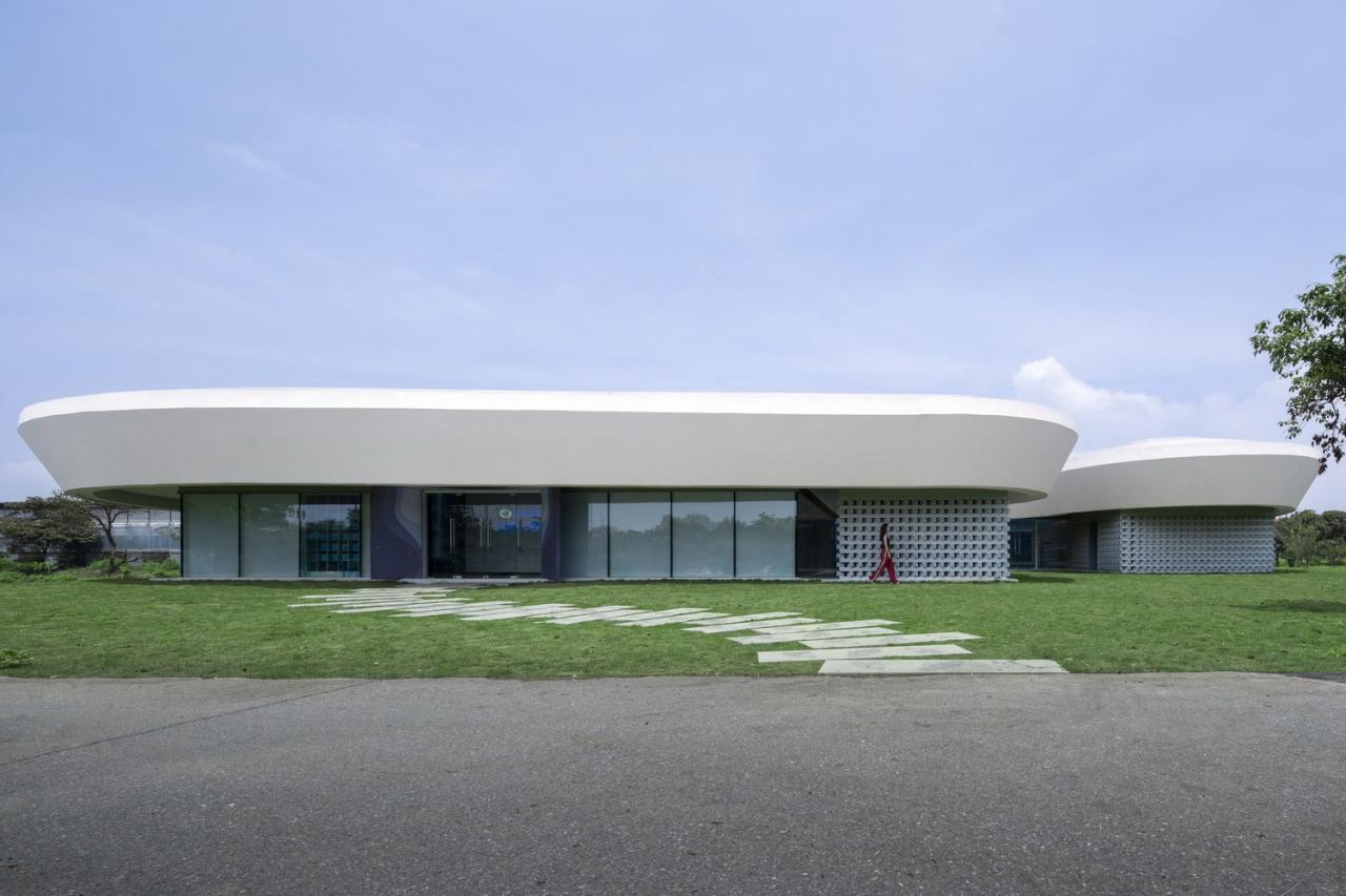 BIM建筑|涟漪：南海区淡水鱼产业技术示范推广中心 / Wutopia Lab