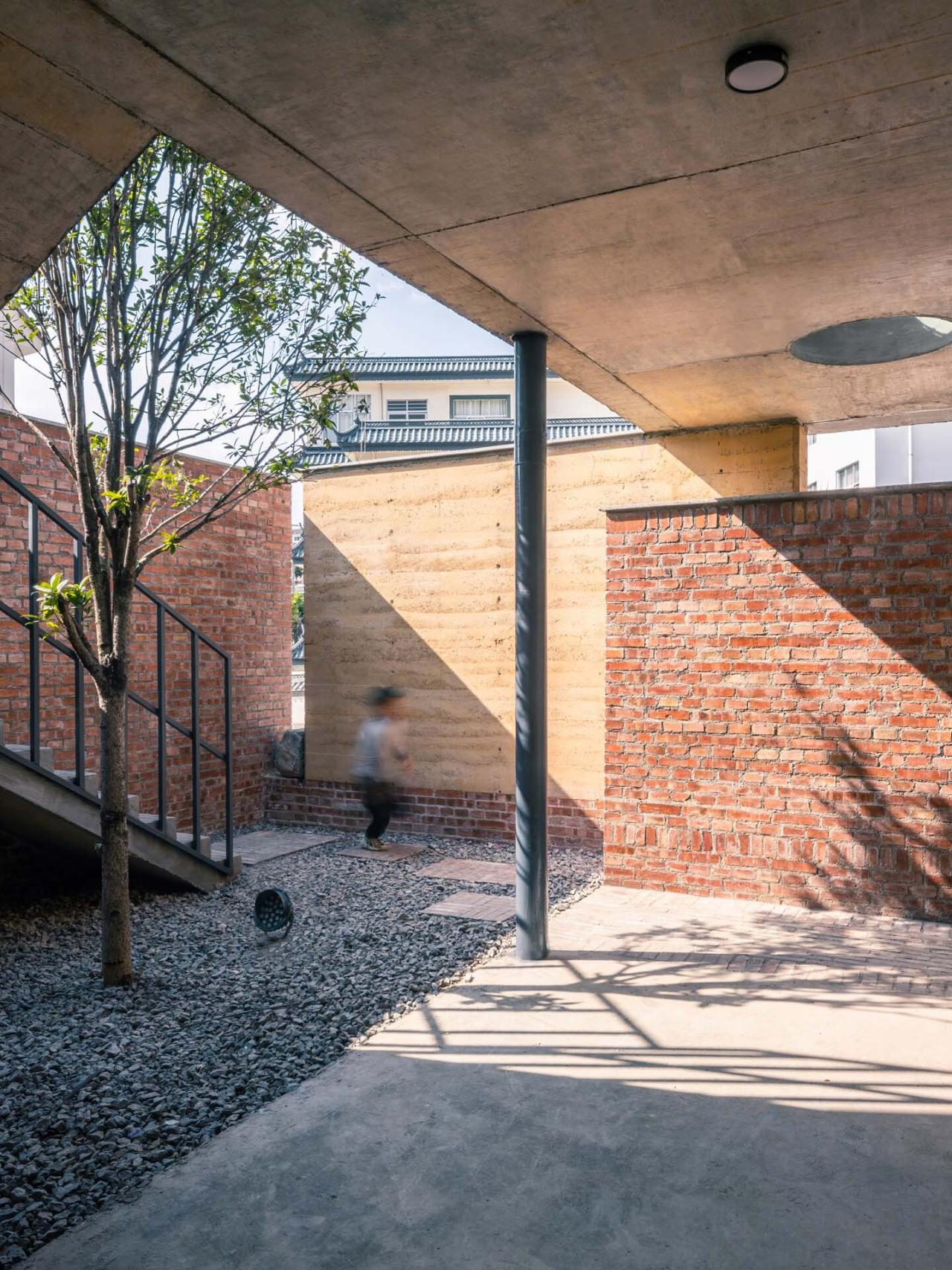 BIM建筑|乡村集合住宅 / 拾号建筑