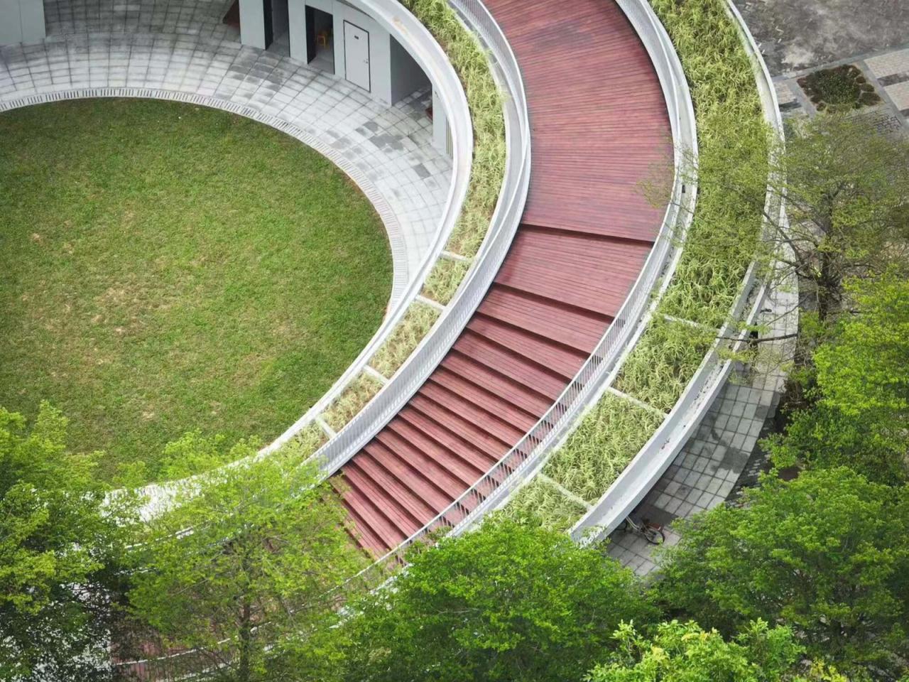 BIM建筑|深圳湾公园海风运动广场公厕设计 / CCDI 21设计工作室