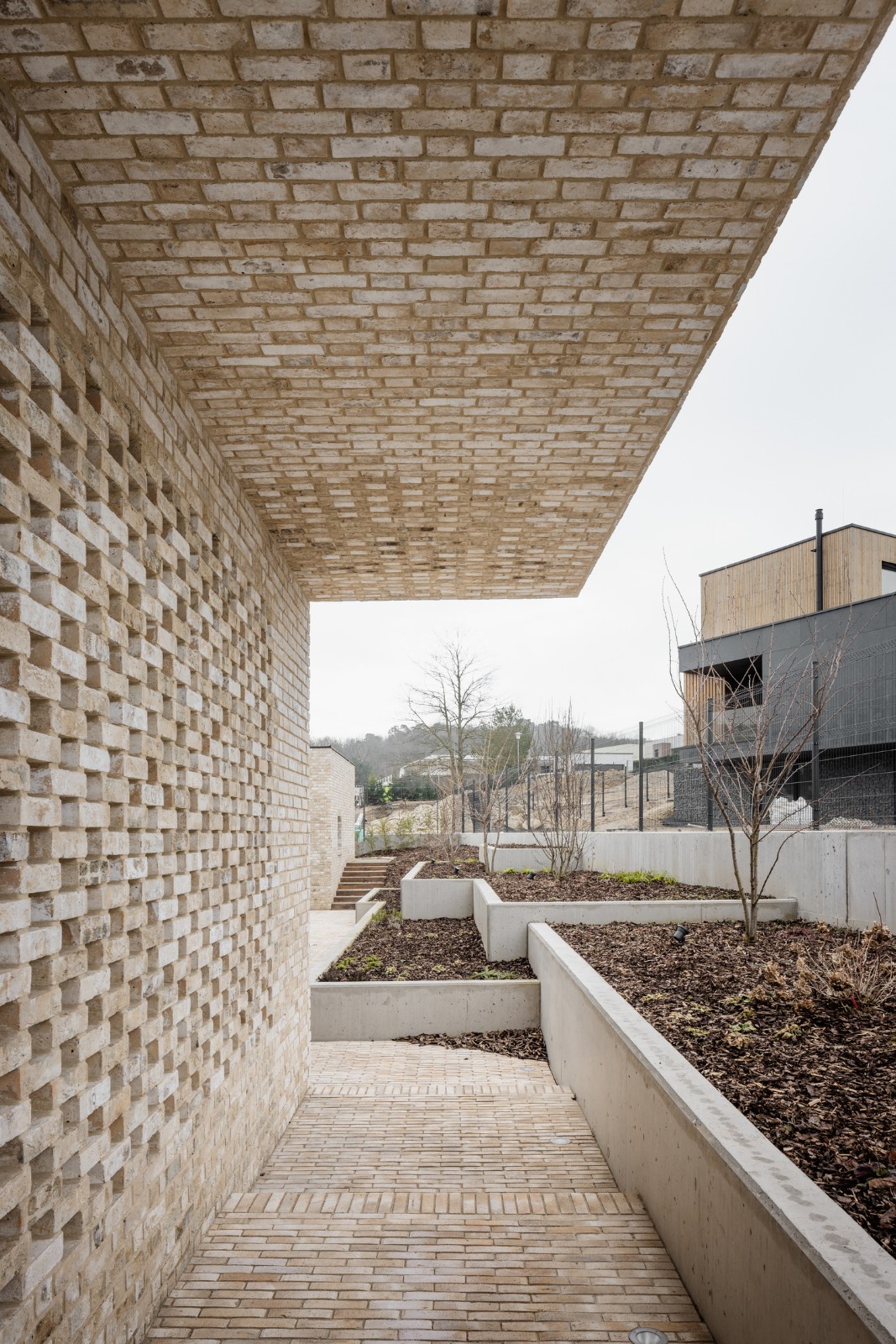 BIM建筑|独立住宅：砖房 ZáhorskéSady / ARCHITEKTI mikulaj & mikulajova