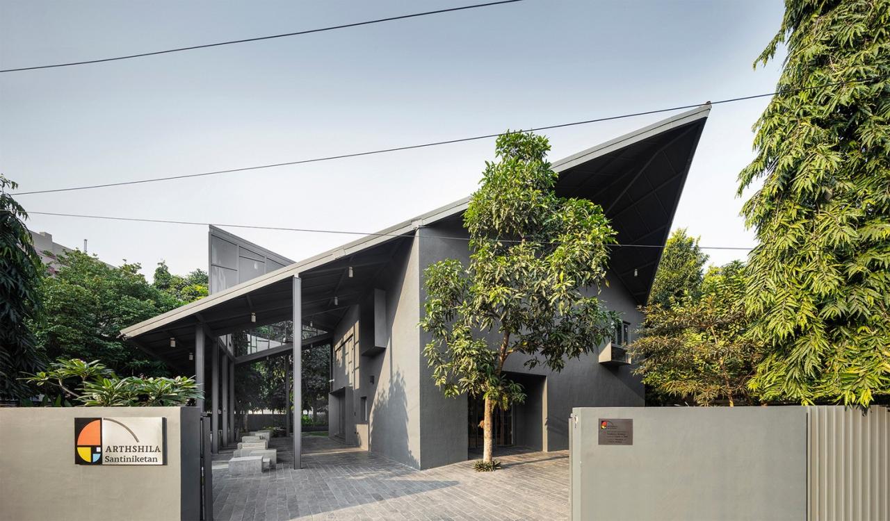 BIM建筑|Arthshila文化中心 – 文化适应及再利用私人基础设施 / Abin Design Studio