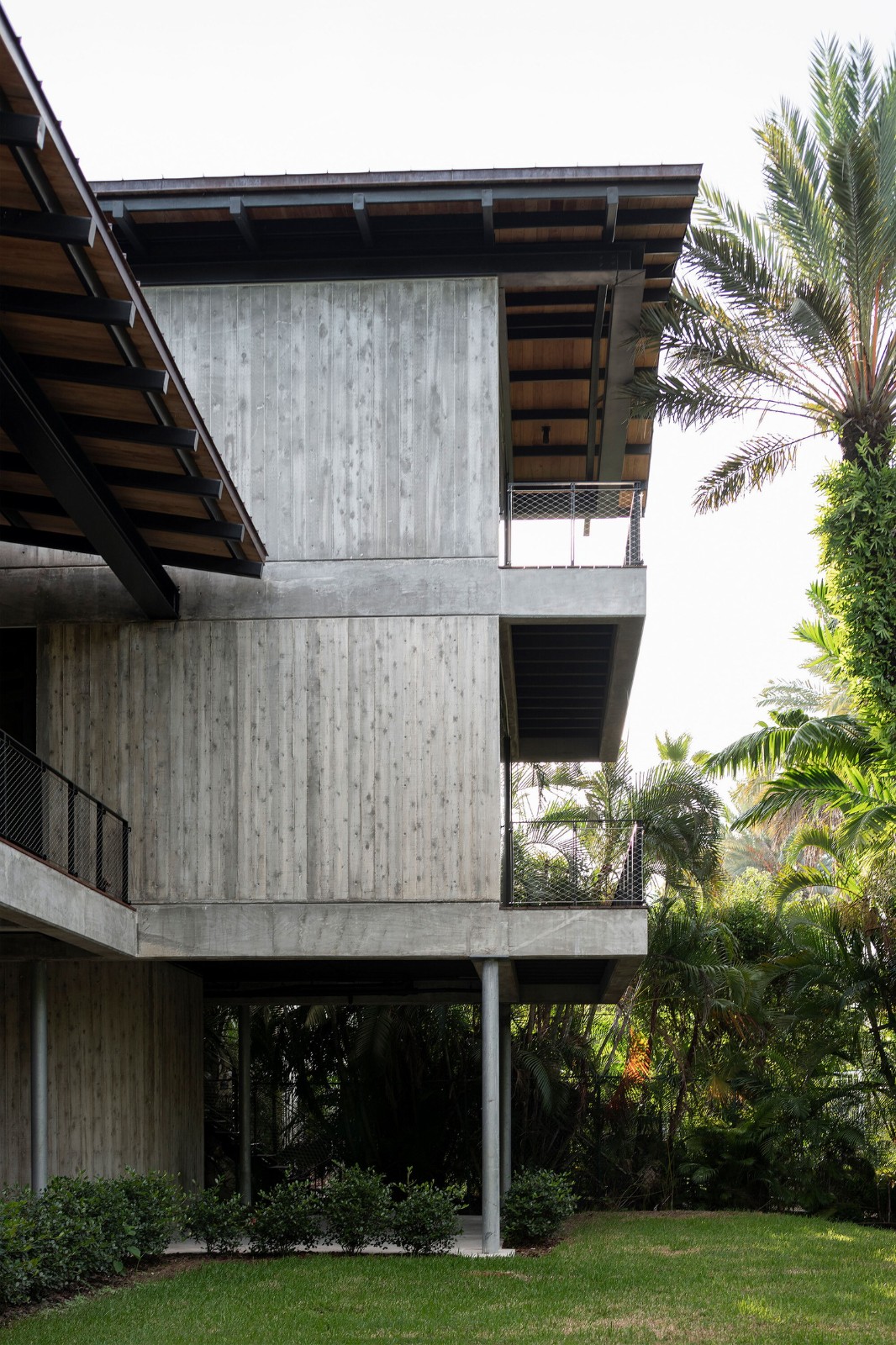 BIM建筑|Stewart Avenue 公寓 / Brillhart Architecture