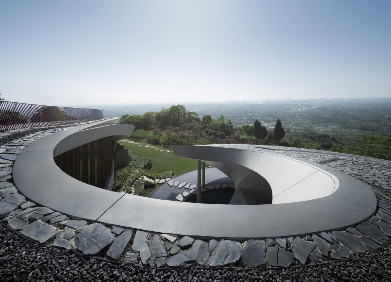 BIM建筑|龙泉山镜高空平台 / BUZZ建筑事务所