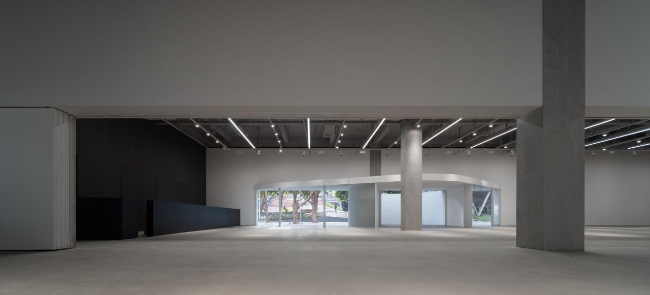 BIM建筑|掀开“白盒子”的美术馆：OCT当代艺术中心-B10馆 / URBANUS都市实践