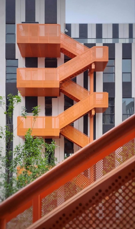 BIM建筑|跳动的色彩×微笑的曲线，园区建筑注入活力与情感：苏州新扬产业园 / FTA