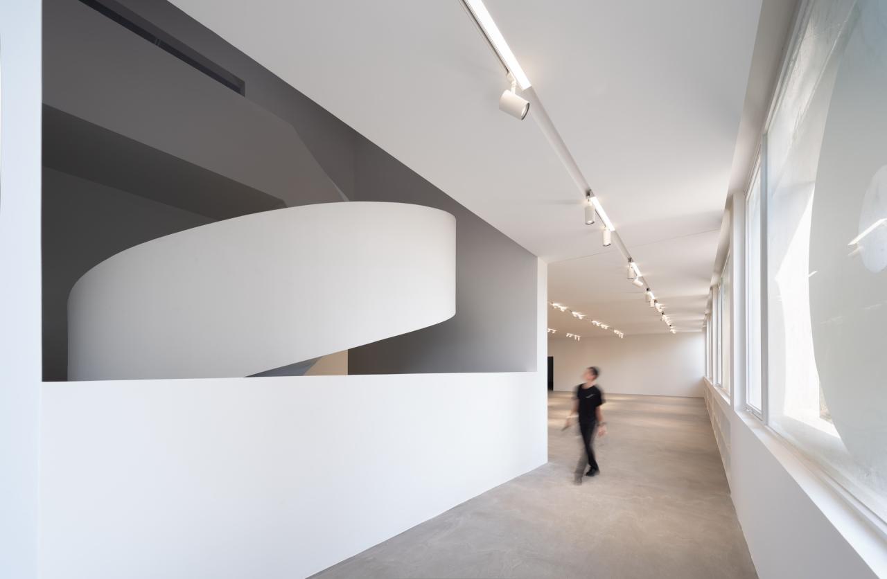 BIM建筑|掀开“白盒子”的美术馆：OCT当代艺术中心-B10馆 / URBANUS都市实践