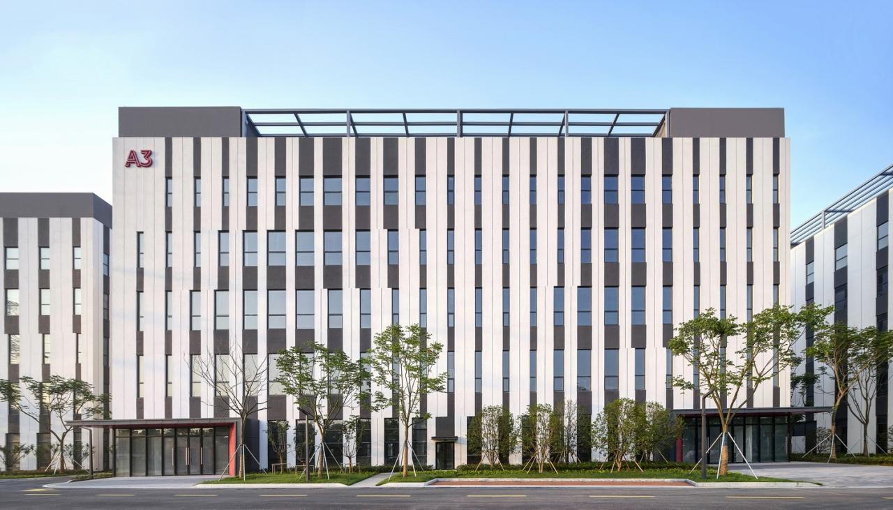 BIM建筑|跳动的色彩×微笑的曲线，园区建筑注入活力与情感：苏州新扬产业园 / FTA