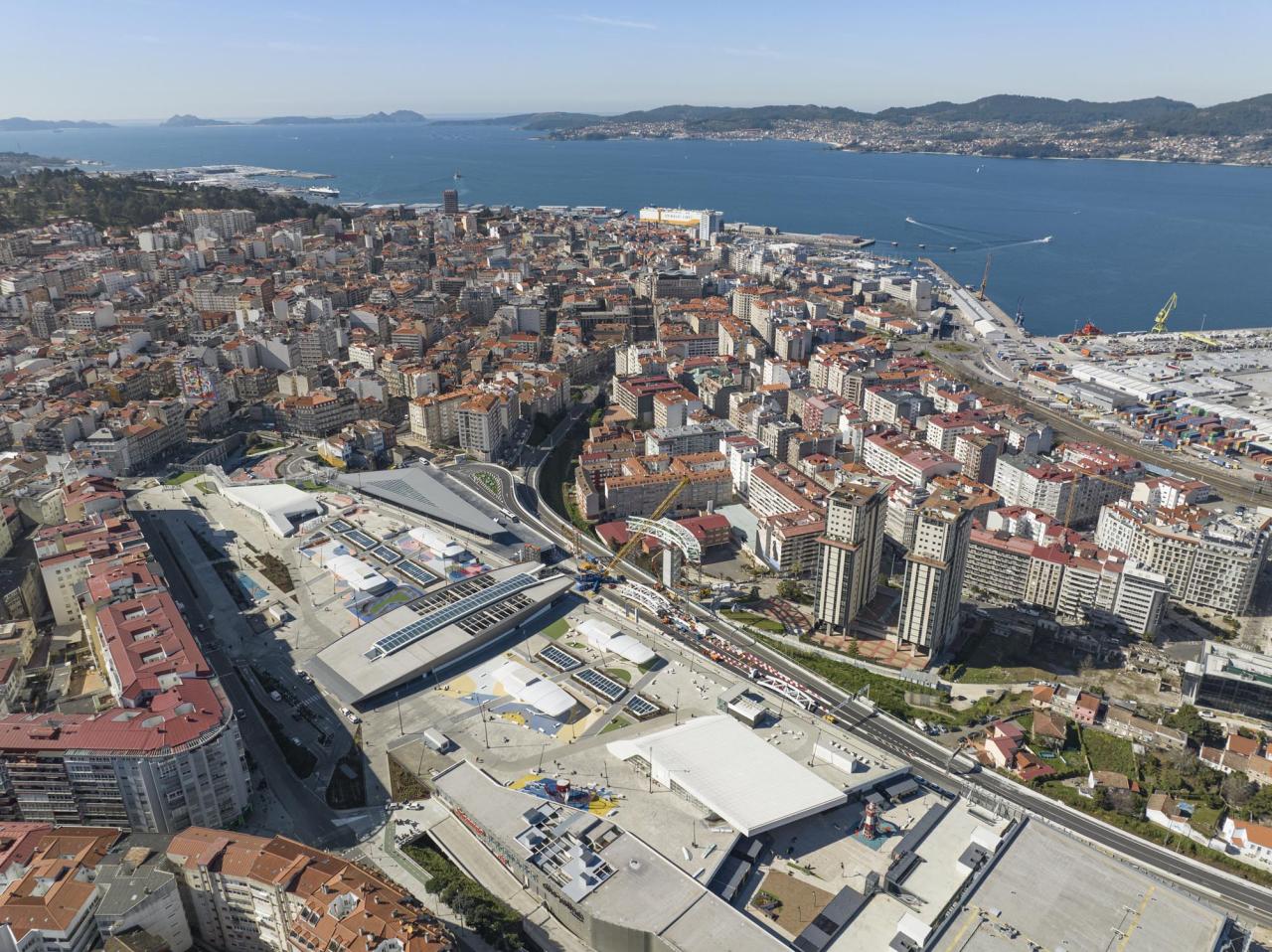 BIM建筑|混合用途的交通综合体 西班牙维亚利亚比戈综合交通枢纽站 / 墨菲西斯建筑事务所