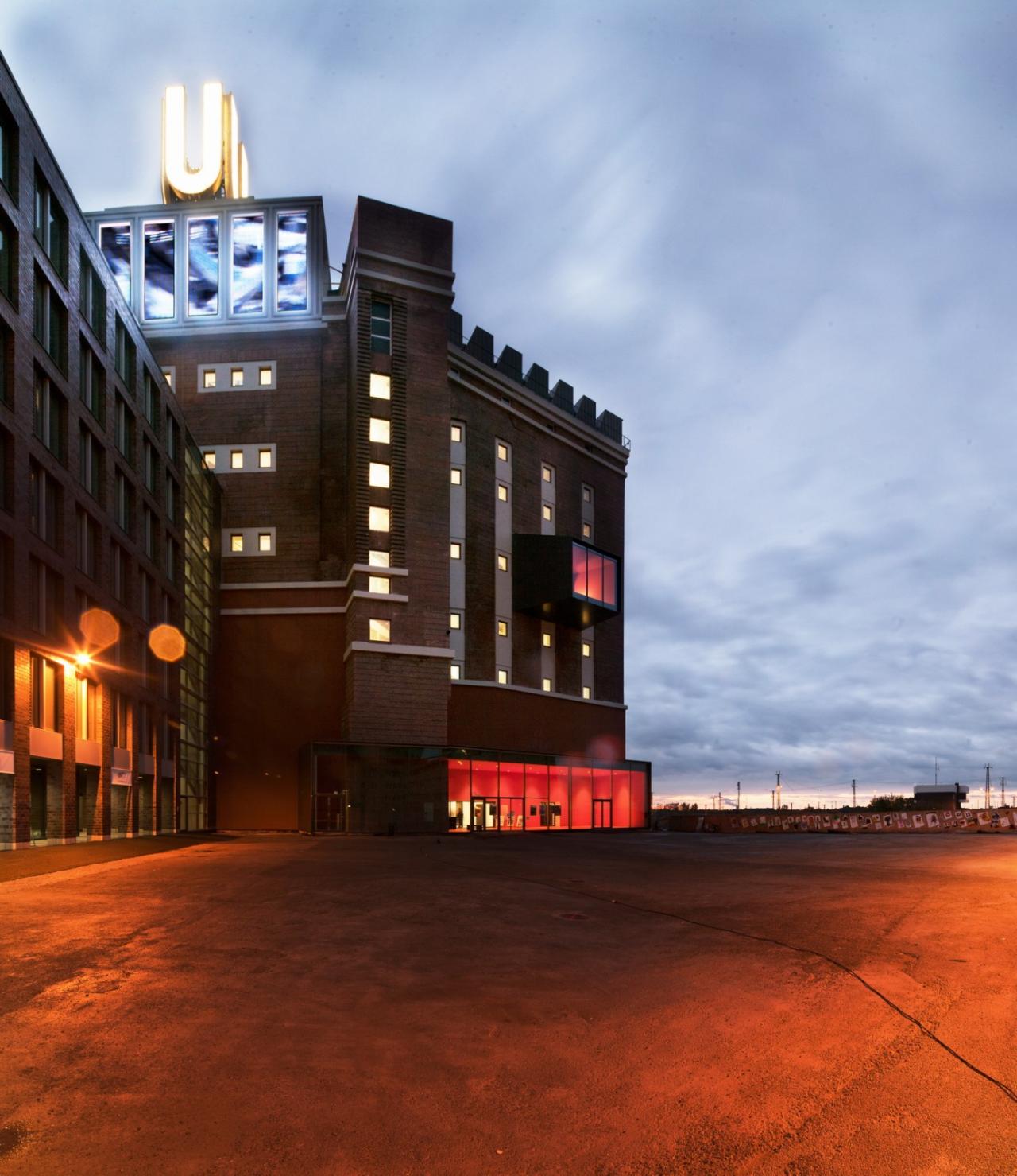 BIM建筑|德国多特蒙德U艺术创意中心及职业教育学园 / Gerber Architekten