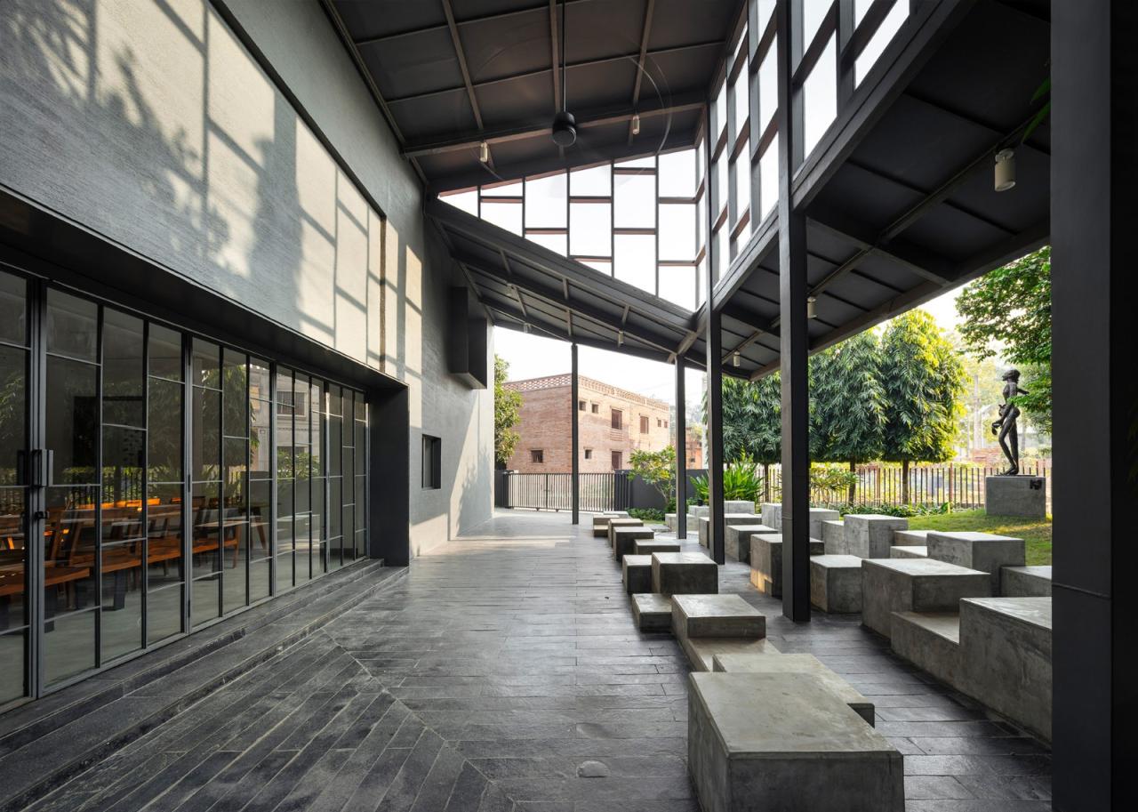 BIM建筑|Arthshila文化中心 – 文化适应及再利用私人基础设施 / Abin Design Studio