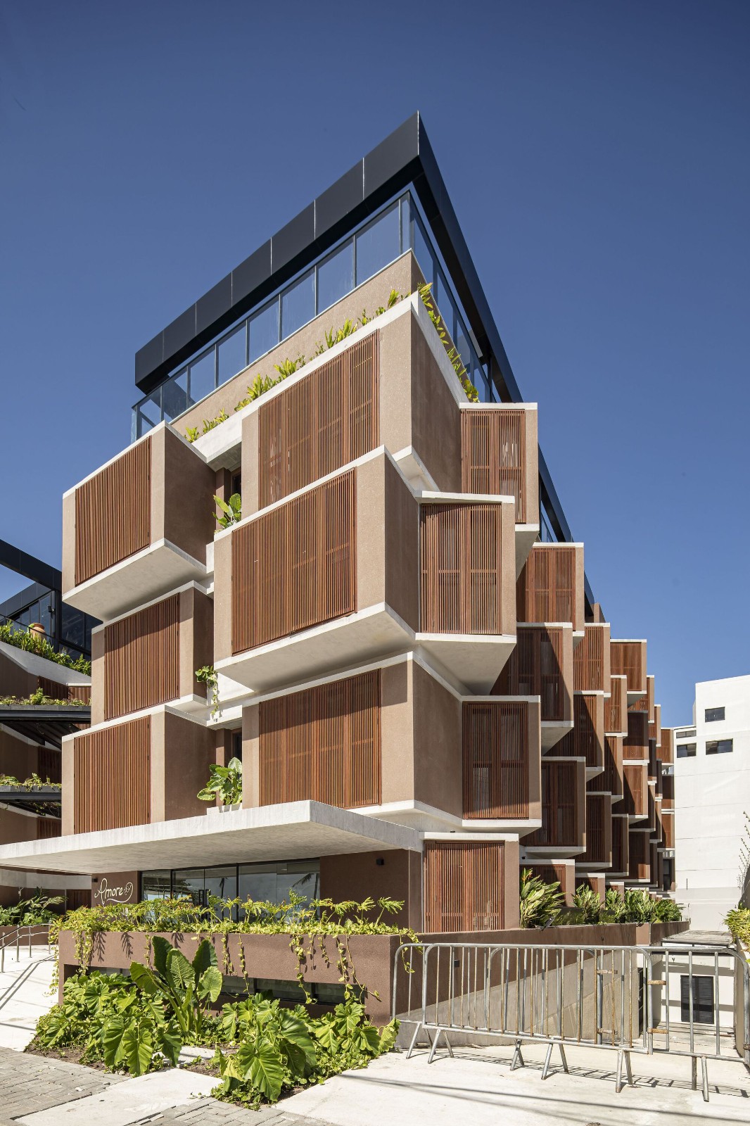 BIM建筑|BA’RA 酒店 / Plan:b arquitectos