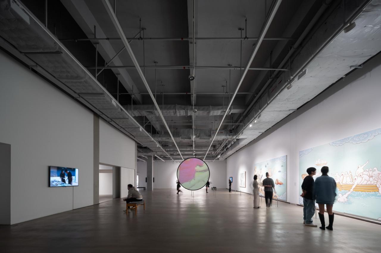 BIM建筑|掀开“白盒子”的美术馆：OCT当代艺术中心-B10馆 / URBANUS都市实践