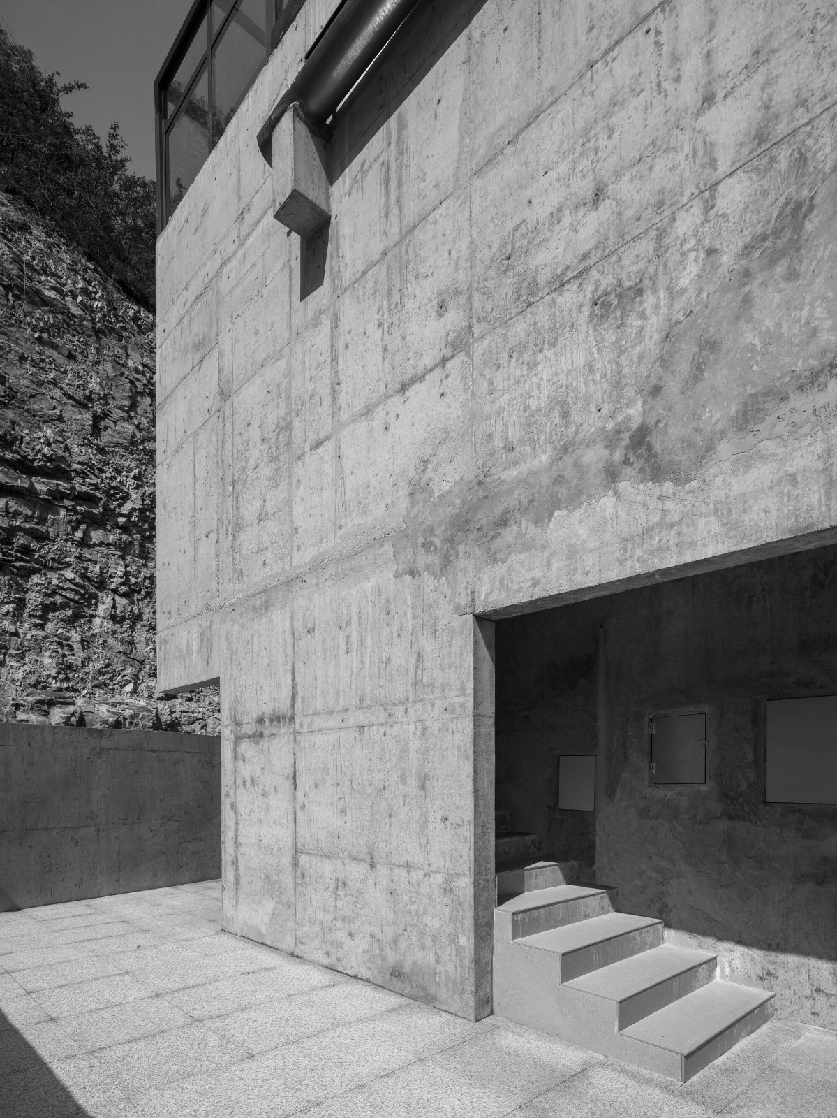 BIM建筑|崖之家 / 郦文曦建筑事务所