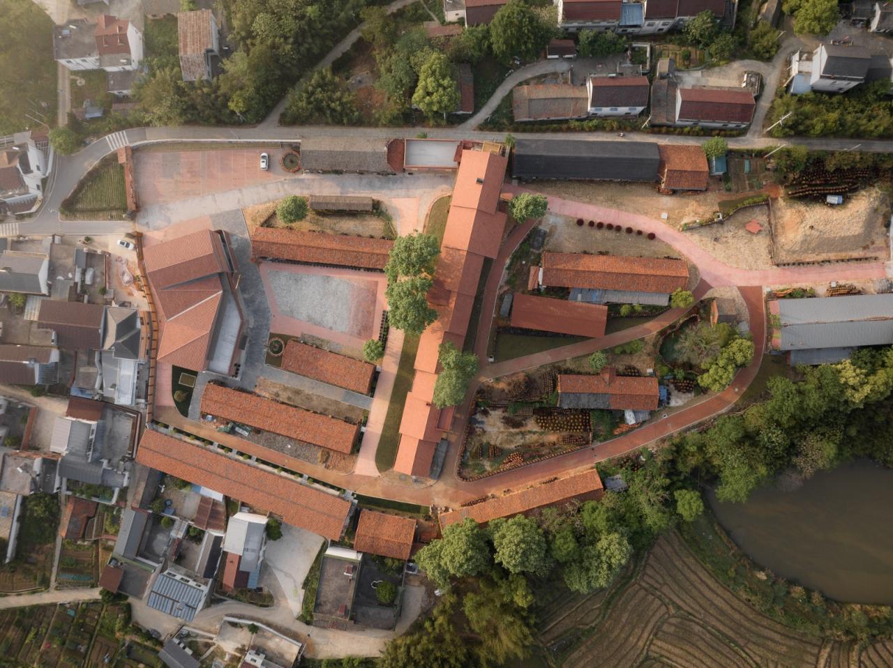 BIM建筑|安徽潜山痘姆龙窑及非遗客厅 / 灰空间建筑事务所