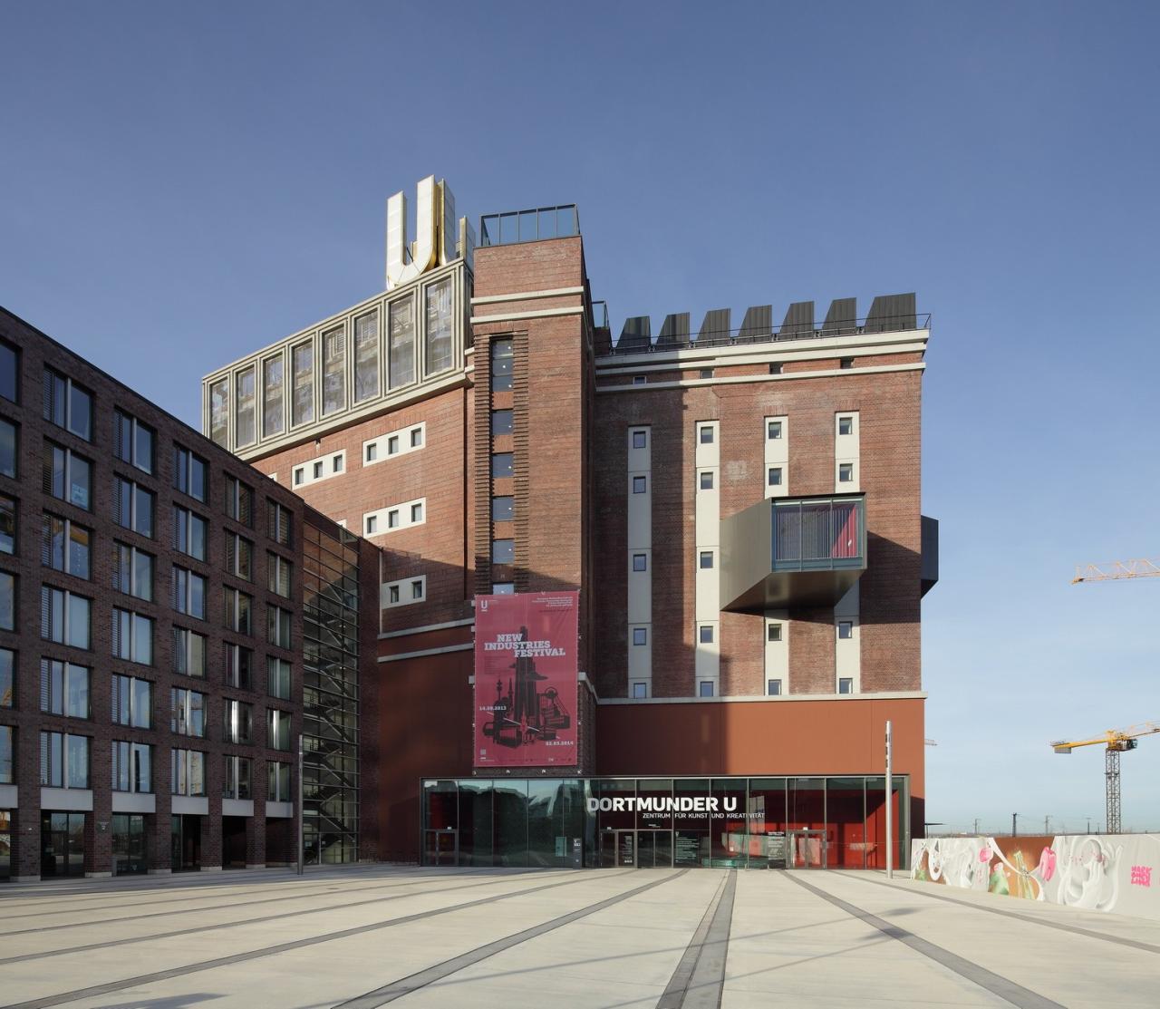 BIM建筑|德国多特蒙德U艺术创意中心及职业教育学园 / Gerber Architekten