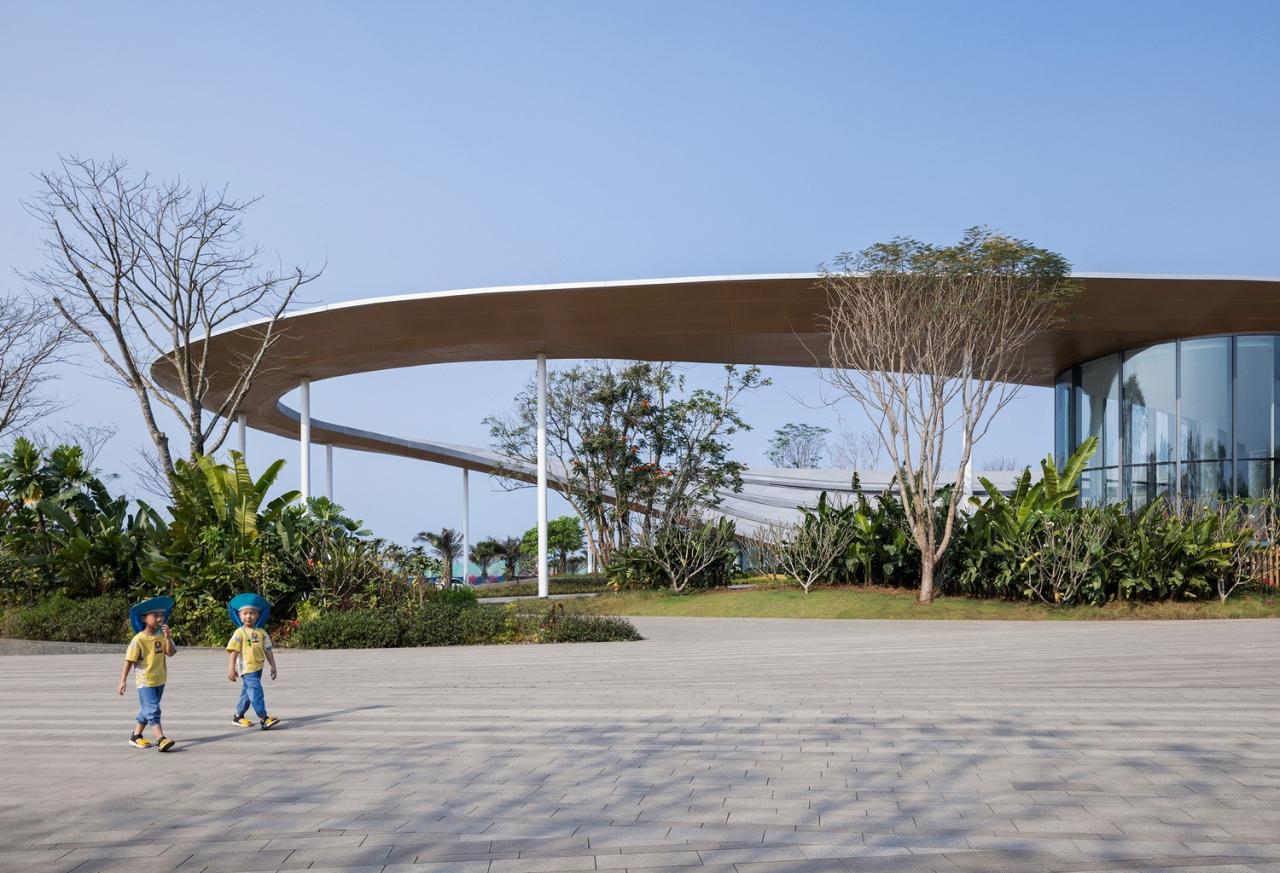 BIM建筑|海口西秀公园游客中心 / 慕达建筑