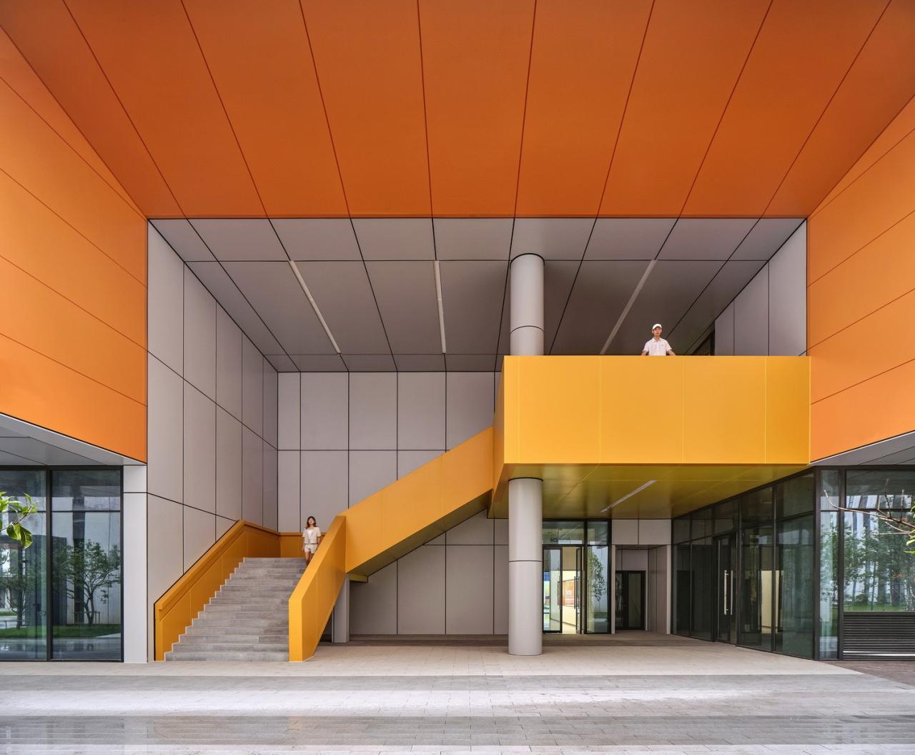 BIM建筑|跳动的色彩×微笑的曲线，园区建筑注入活力与情感：苏州新扬产业园 / FTA