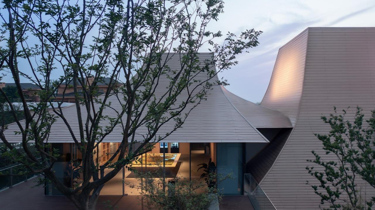 BIM建筑|光的中庭：泊心域社区邻里中心 / 孟凡浩-line+建筑事务所