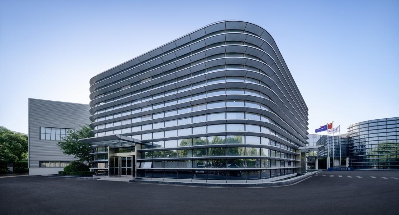 BIM建筑|苏南民营企业发展的建筑样本：航亚科技总部办公楼 / 米丈建筑