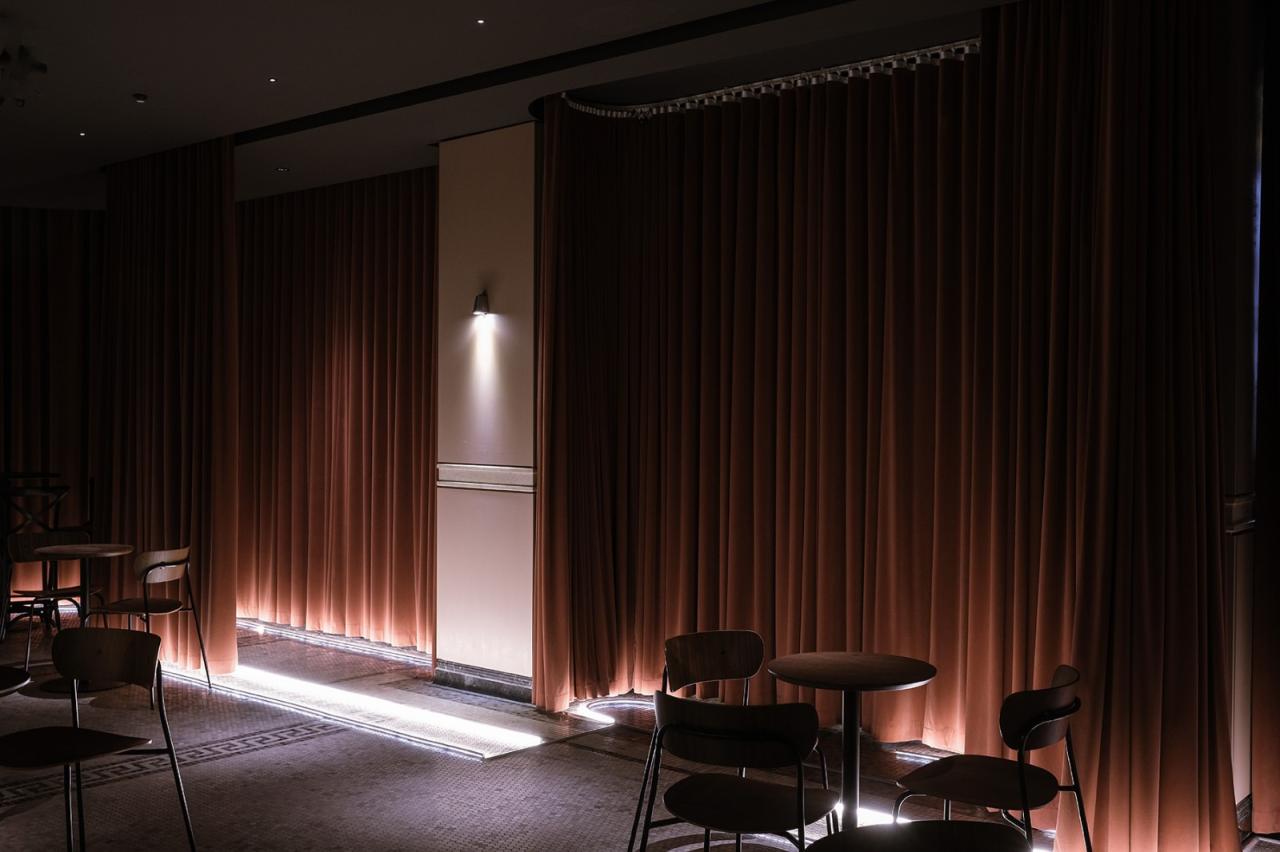 BIM建筑|微醺的夜上海: 一个剧场与酒吧的空间集合体 / 无定设计