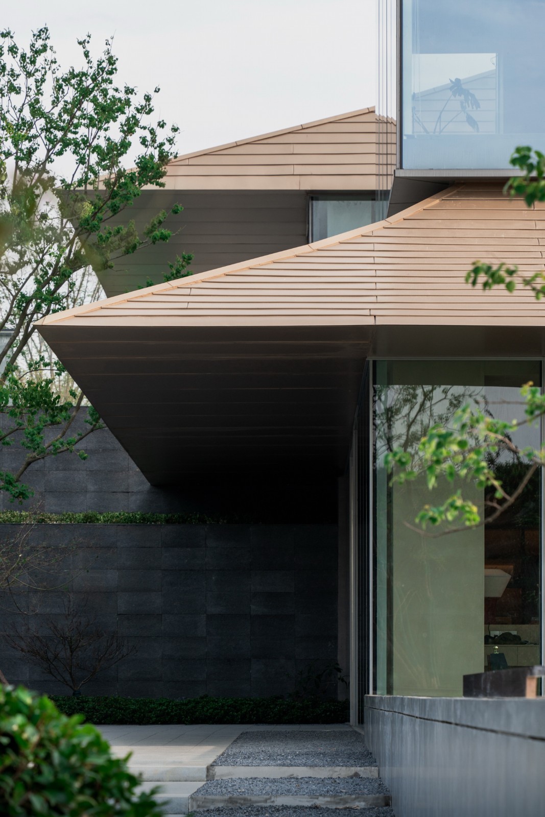 BIM建筑|光的中庭：泊心域社区邻里中心 / 孟凡浩-line+建筑事务所