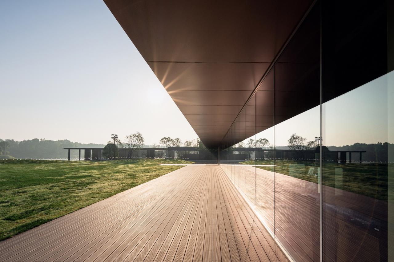 BIM建筑|光的中庭：泊心域社区邻里中心 / 孟凡浩-line+建筑事务所