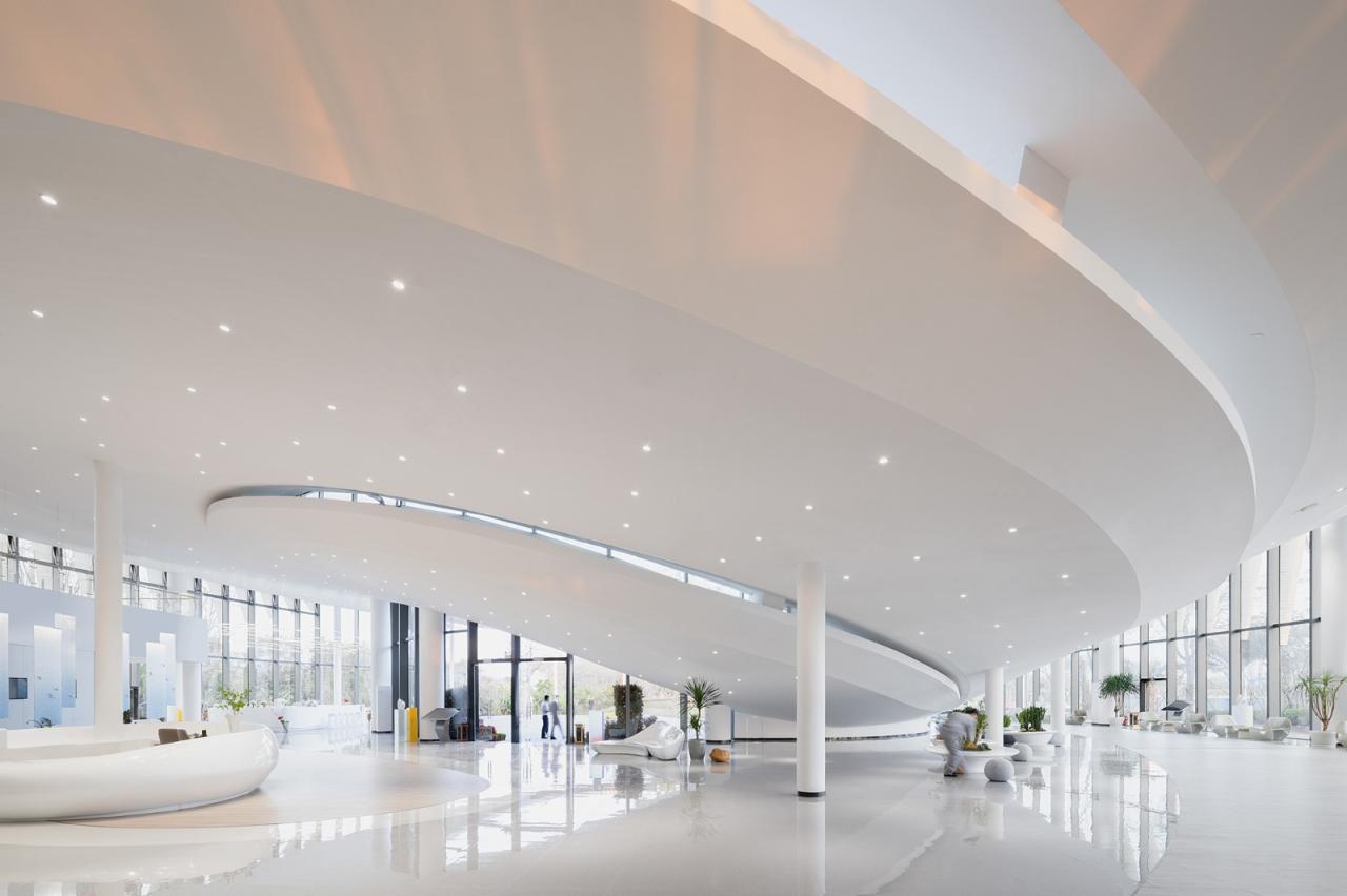 BIM建筑|海口西秀公园游客中心 / 慕达建筑