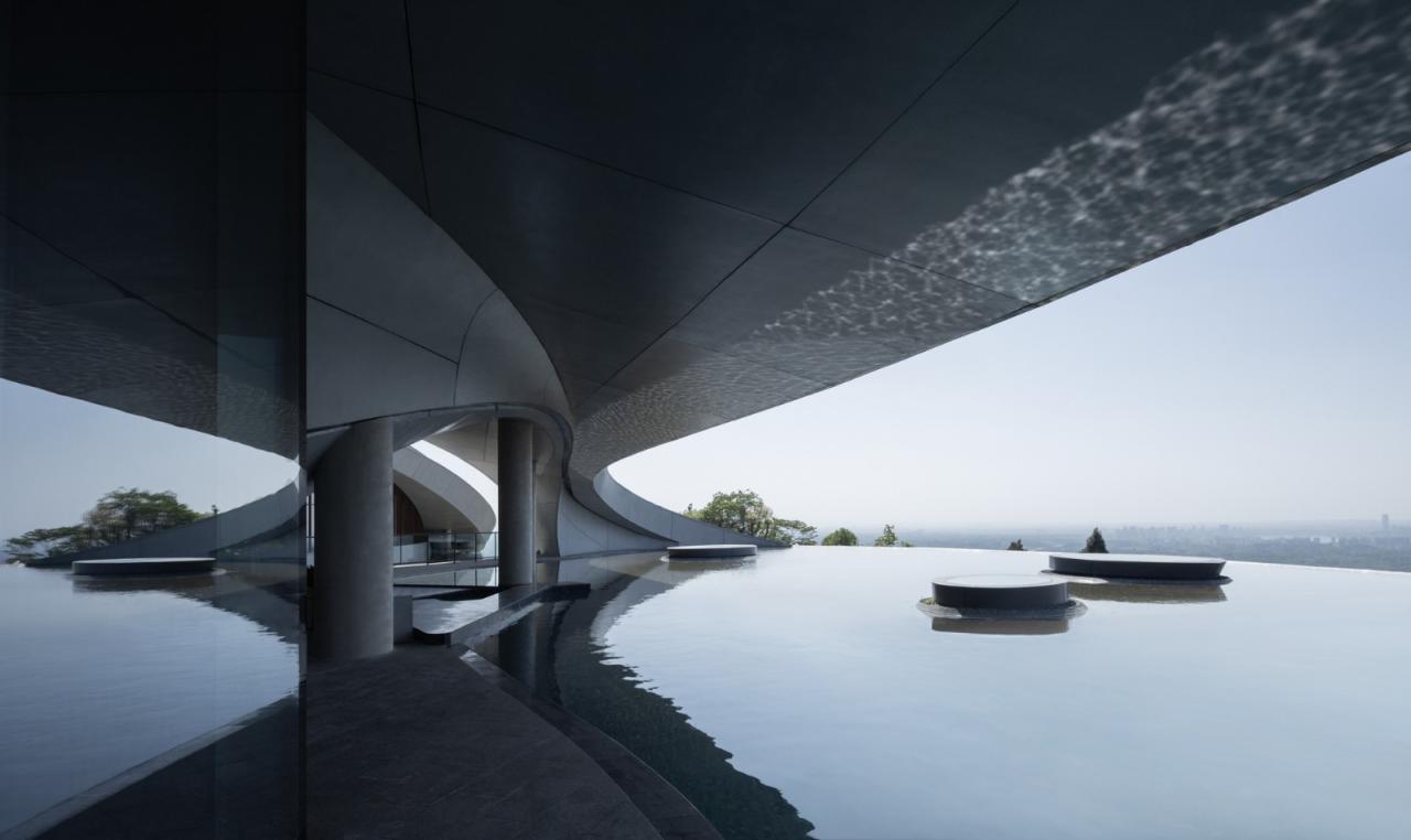 BIM建筑|龙泉山镜高空平台 / BUZZ建筑事务所