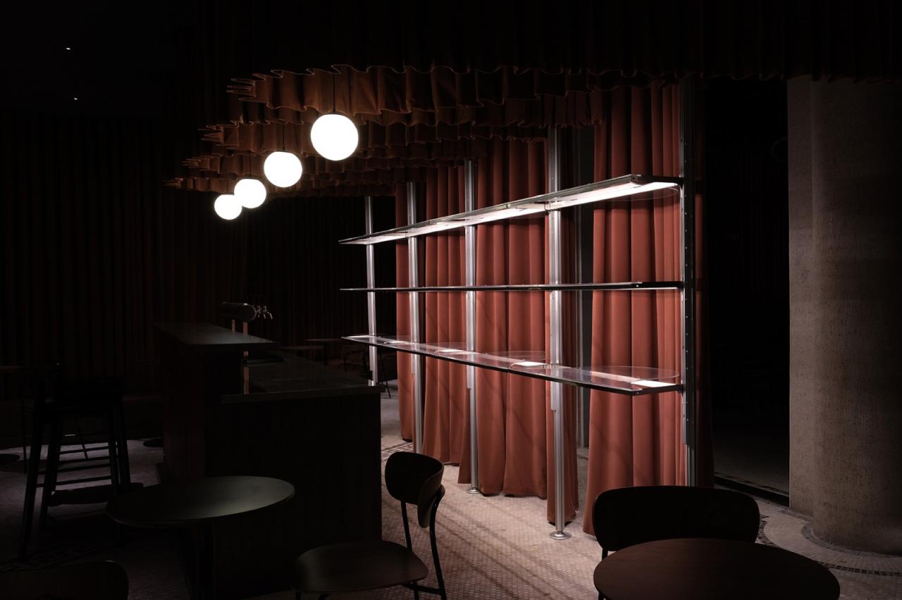 BIM建筑|微醺的夜上海: 一个剧场与酒吧的空间集合体 / 无定设计