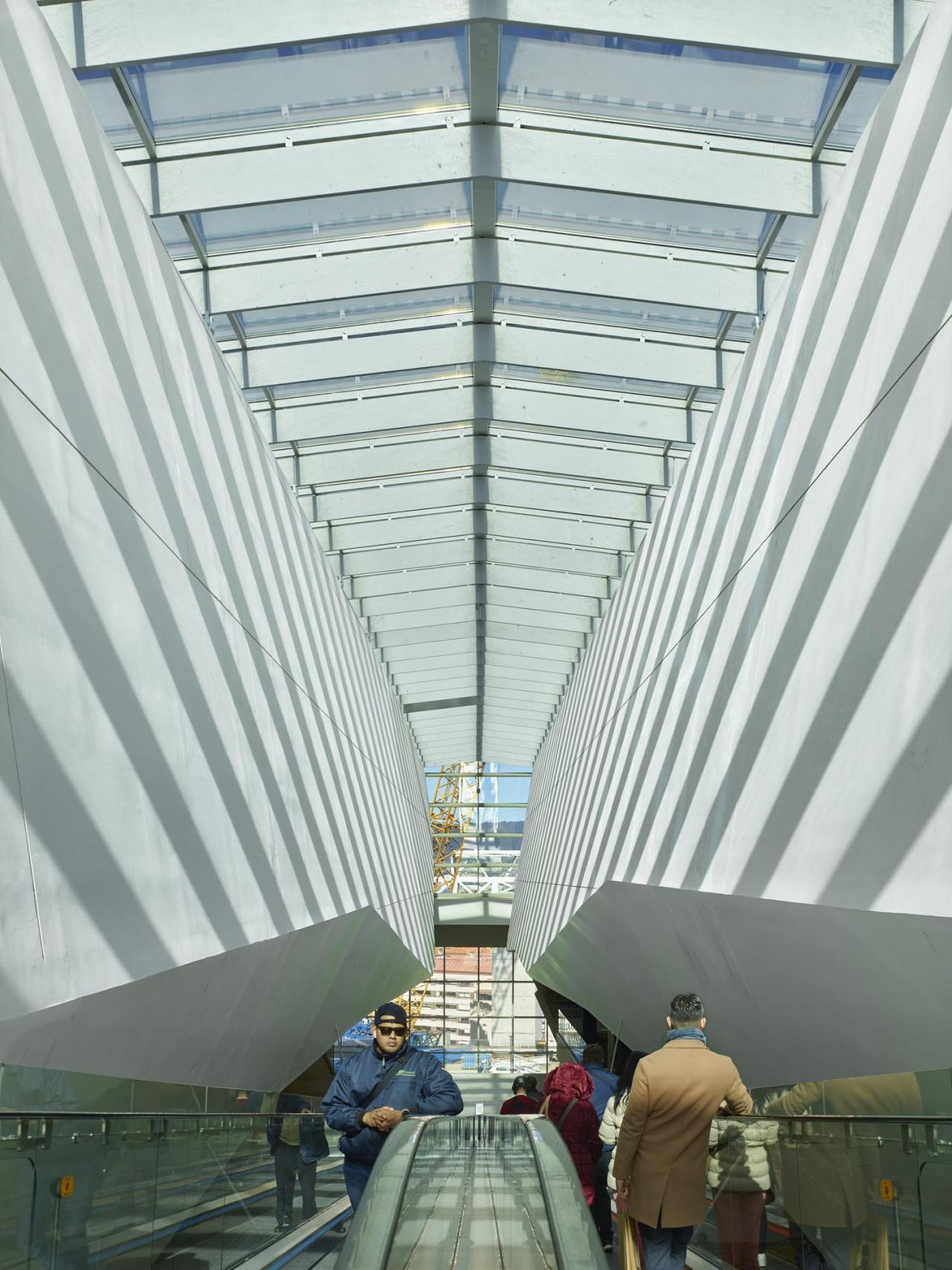 BIM建筑|混合用途的交通综合体 西班牙维亚利亚比戈综合交通枢纽站 / 墨菲西斯建筑事务所