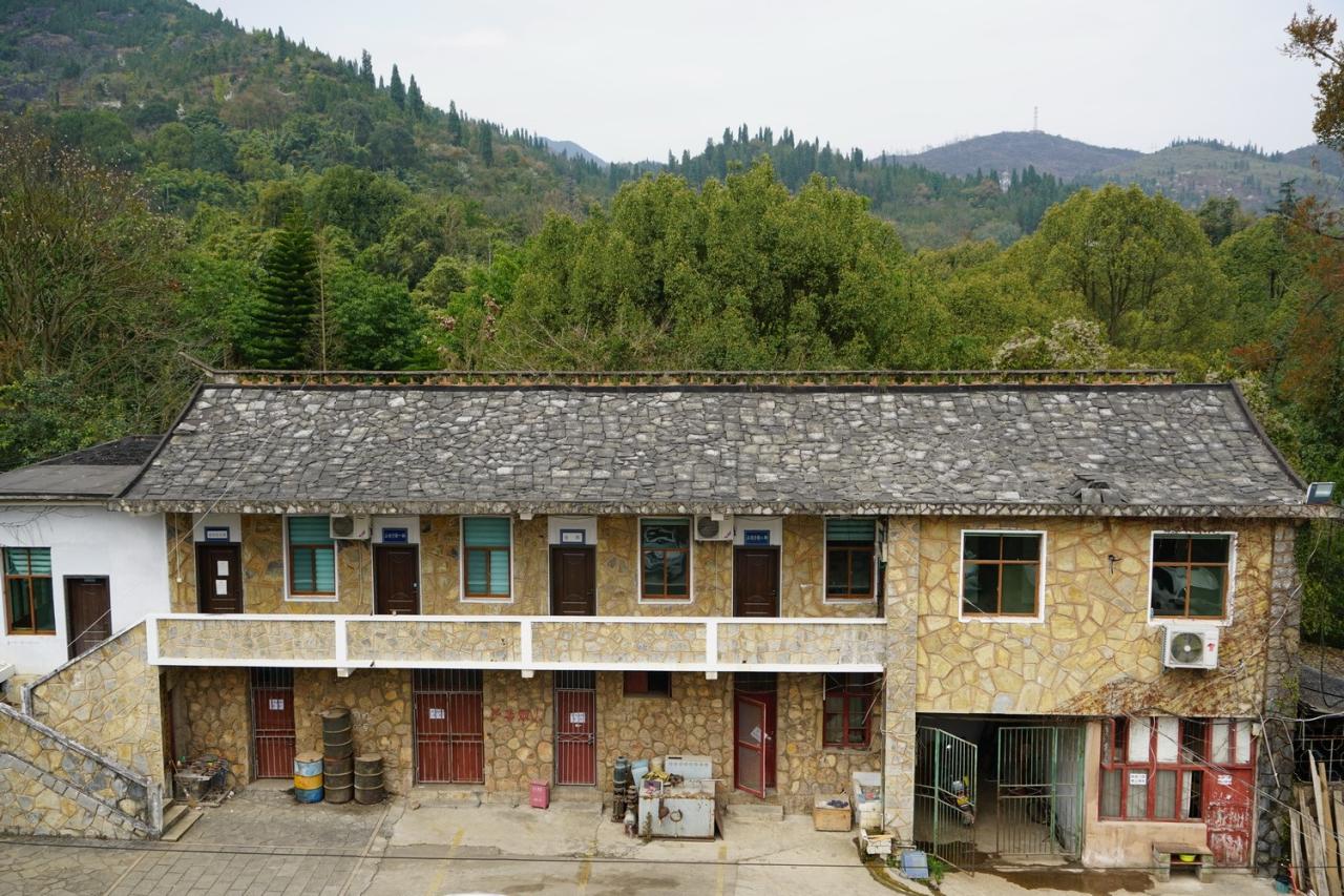 BIM建筑|瀑布下的诗意栖居:尧珈•瀑布村 /上海尧舜建筑设计有限公司