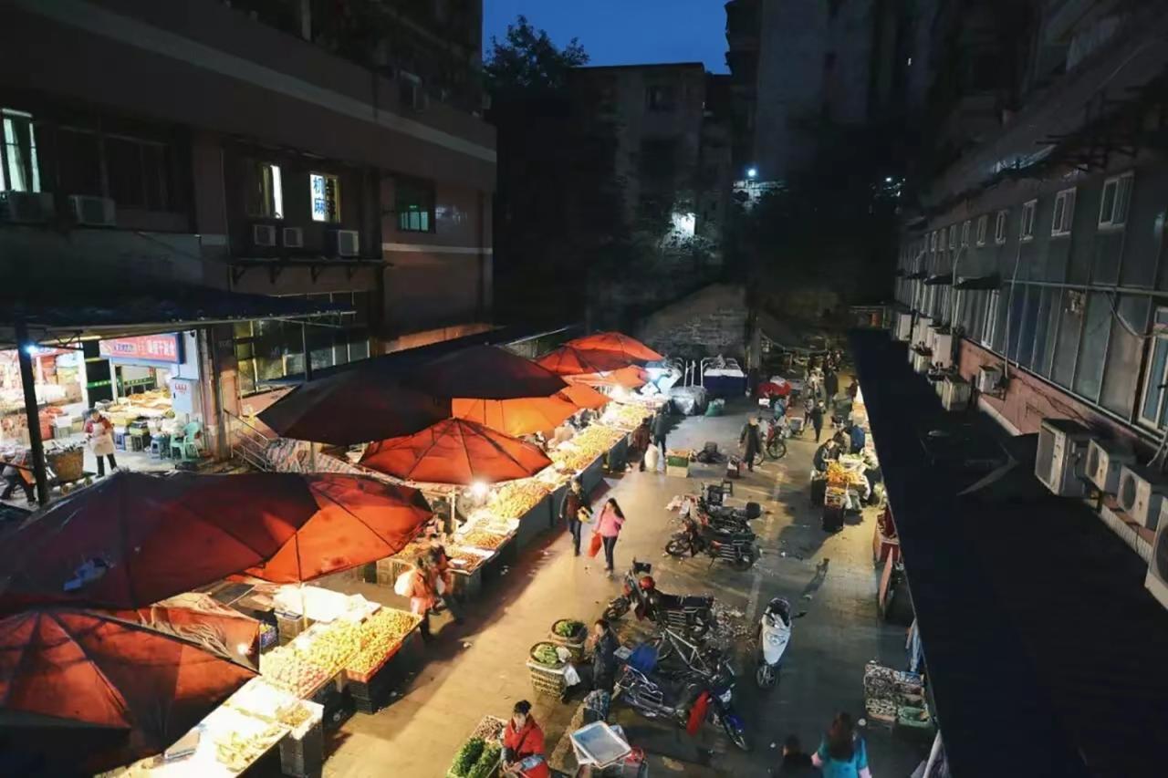 BIM建筑|磁器口服务中心 / 重庆悦集建筑设计