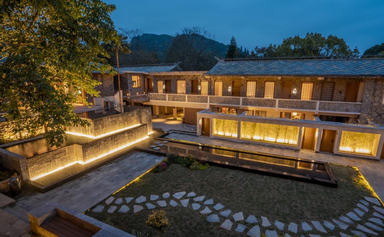 BIM建筑|瀑布下的诗意栖居:尧珈•瀑布村 /上海尧舜建筑设计有限公司