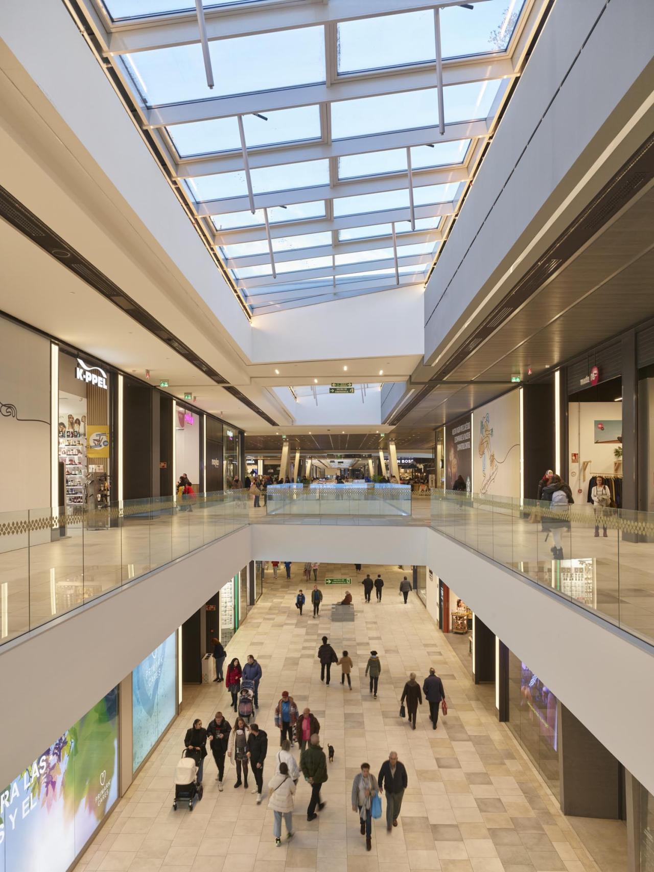 BIM建筑|混合用途的交通综合体 西班牙维亚利亚比戈综合交通枢纽站 / 墨菲西斯建筑事务所