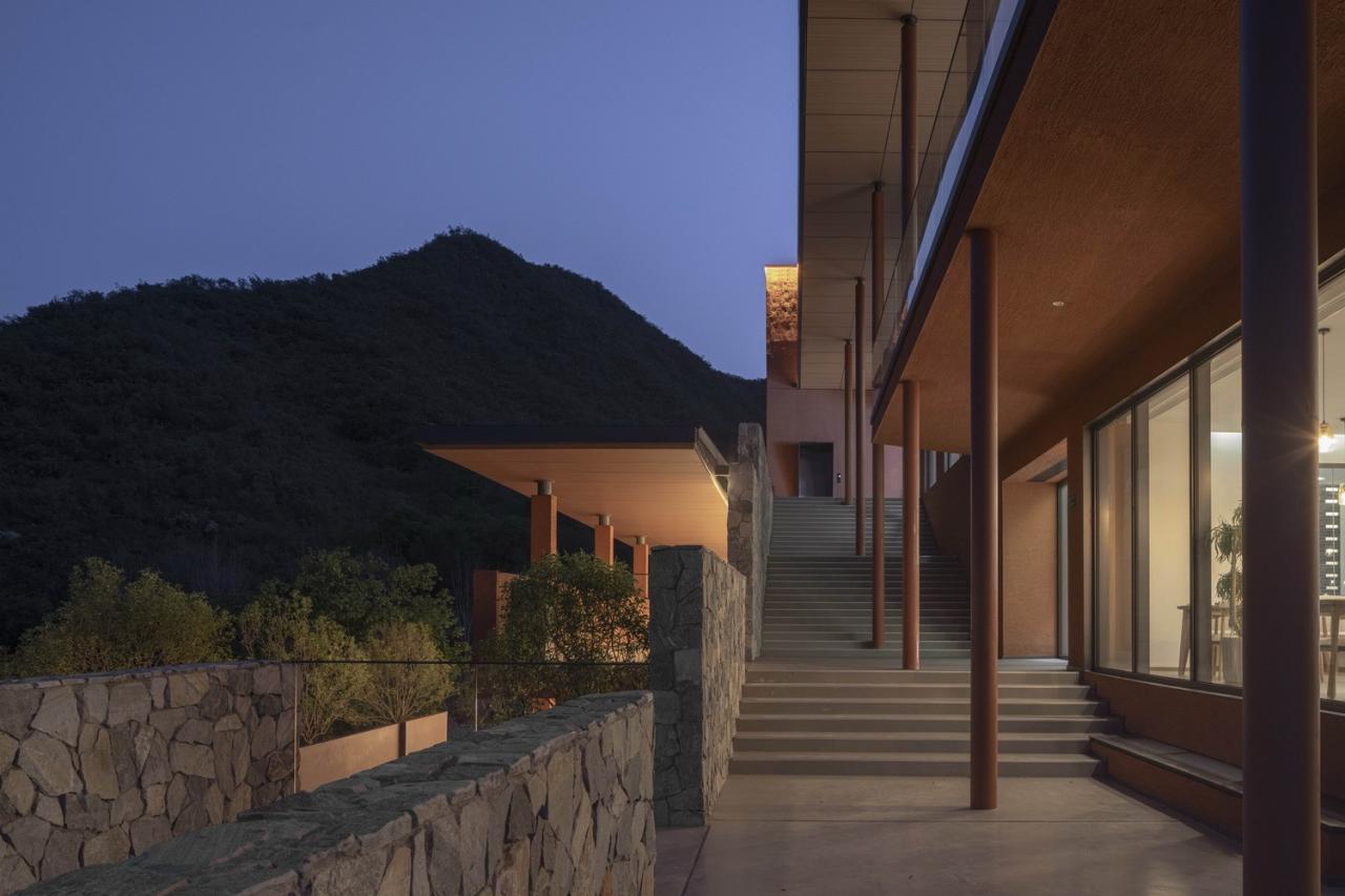 BIM建筑|化作天上的星星, 静美的灵魂栖息地：石家庄安德生命纪念公园·云镜 / 小隐建筑