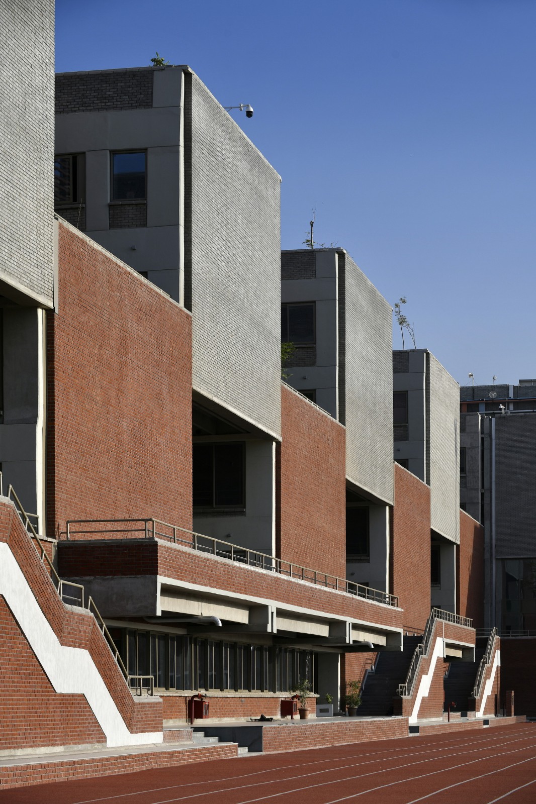 BIM建筑|Shiv Nadar 学校 / Stephane Paumier Architects