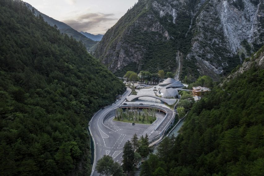 BIM建筑|THAD设计九寨沟游客中心