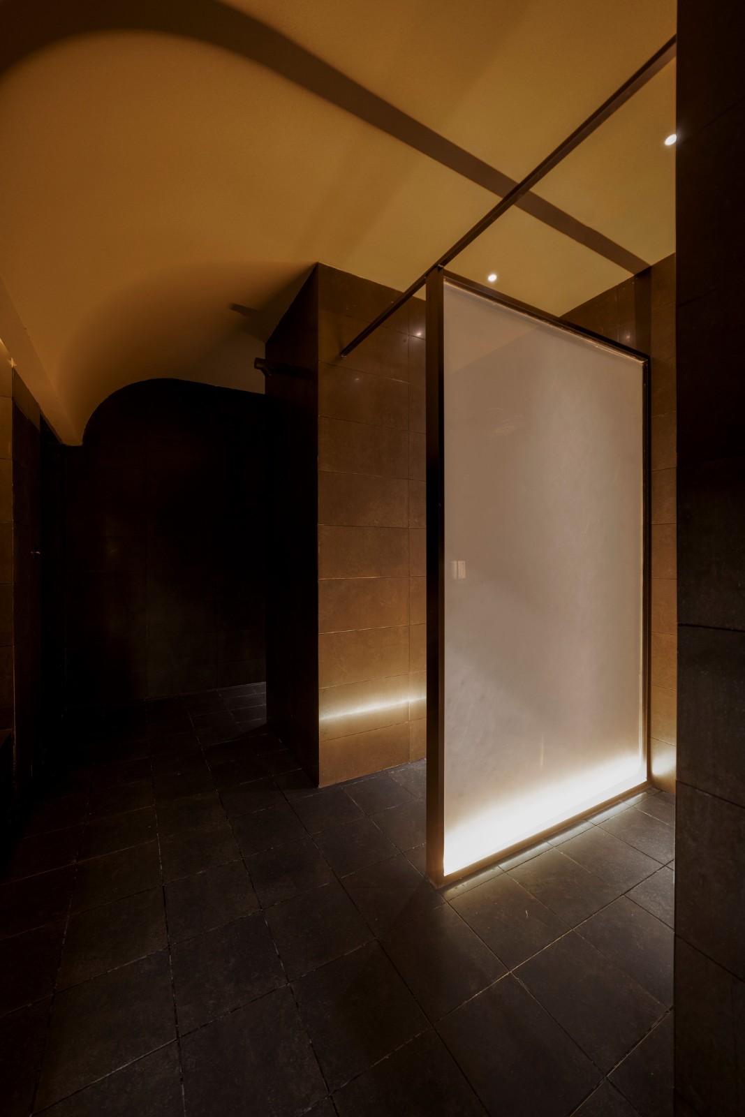 BIM建筑|内向理疗SPA，沈阳 / 素造建筑