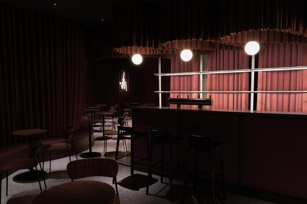 BIM建筑|微醺的夜上海: 一个剧场与酒吧的空间集合体 / 无定设计