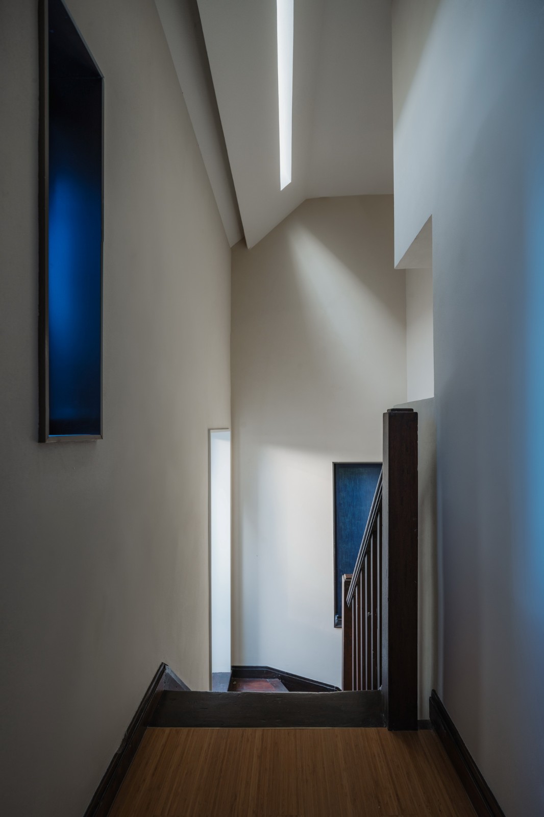 BIM建筑|微光之宅 / Wutopia Lab