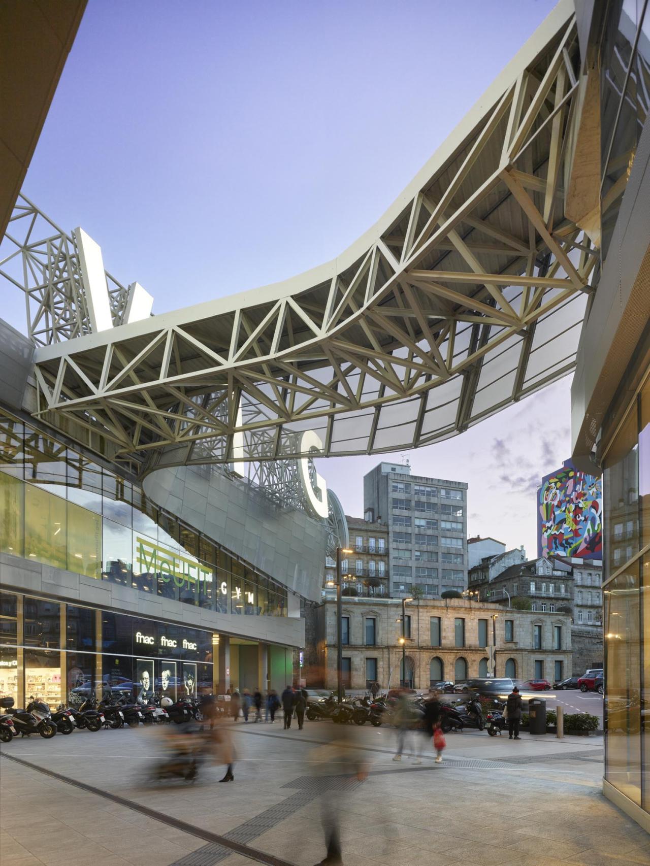 BIM建筑|混合用途的交通综合体 西班牙维亚利亚比戈综合交通枢纽站 / 墨菲西斯建筑事务所